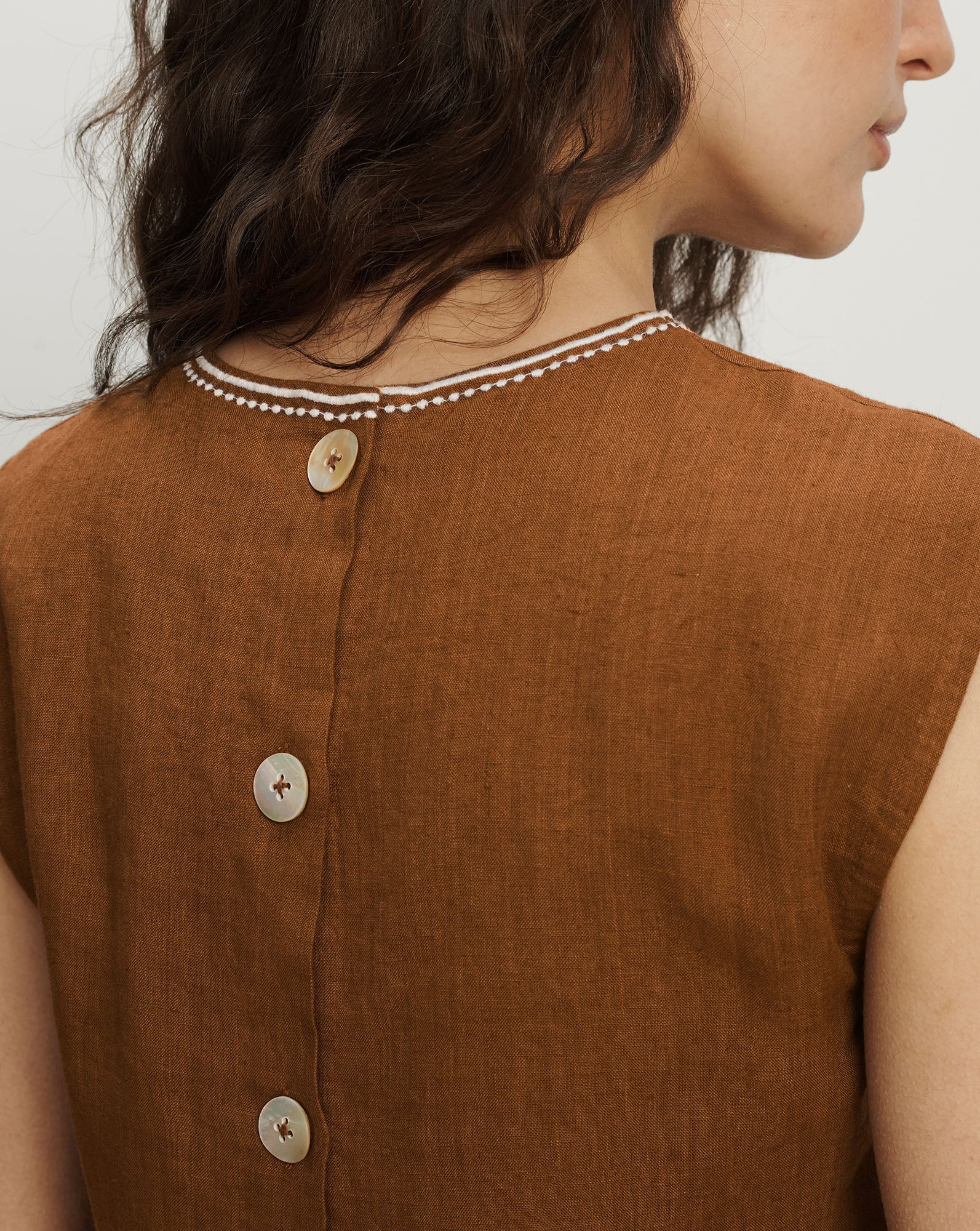 Kessan Linen Top in Light Brown | Veronica Beard | Veronica Beard