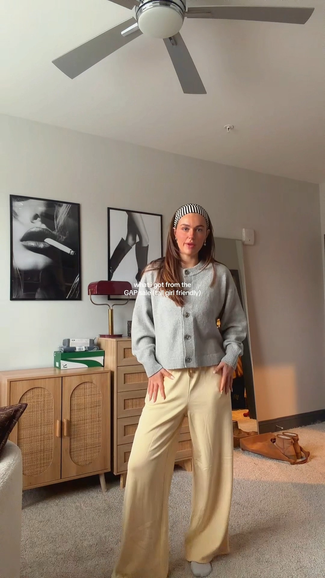 soft, cozy AND tall girl friendly 😙
wearing a M in the sweats and L in the sweater!!

#LTKootd #LTKGiftGuide #LTKTall