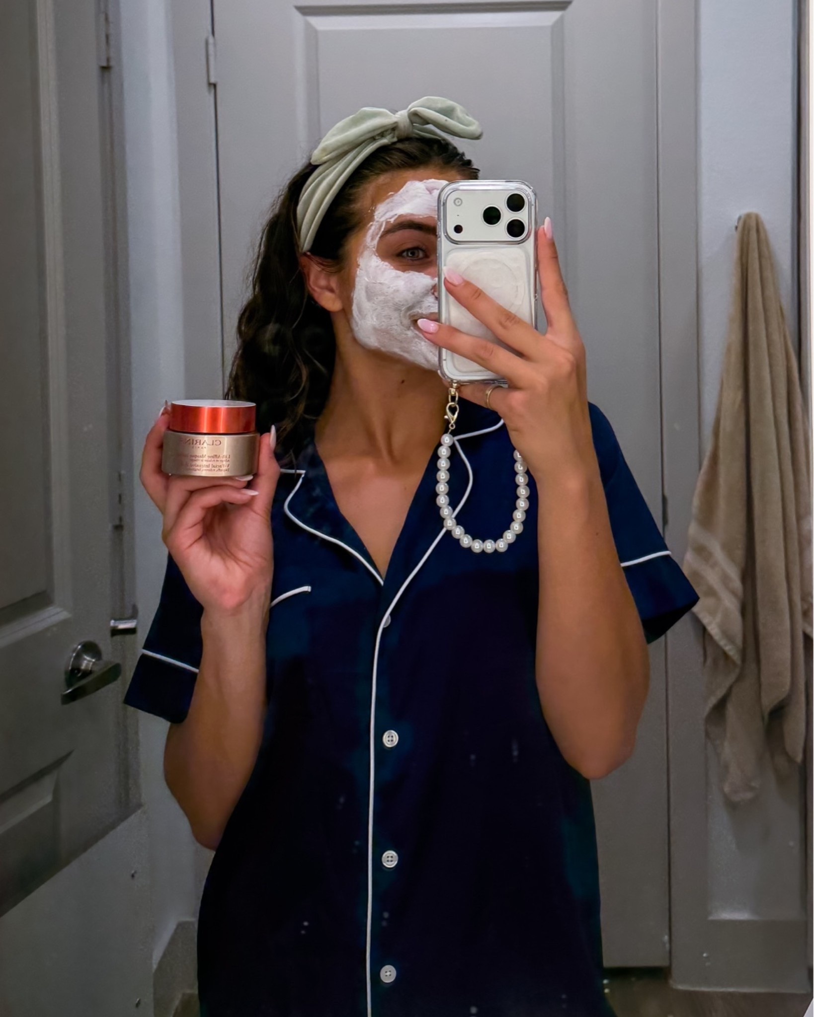 One my my absolute favorite face masks for brightening! Feels like a spa day at home🫧

#LTKBeauty #LTKselfcare #LTKgrwm