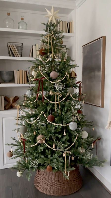 our 2022 Christmas tree and I’m in love! Warm and inviting colors yet neutral. 

#LTKHoliday #LTKSeasonal #LTKhome