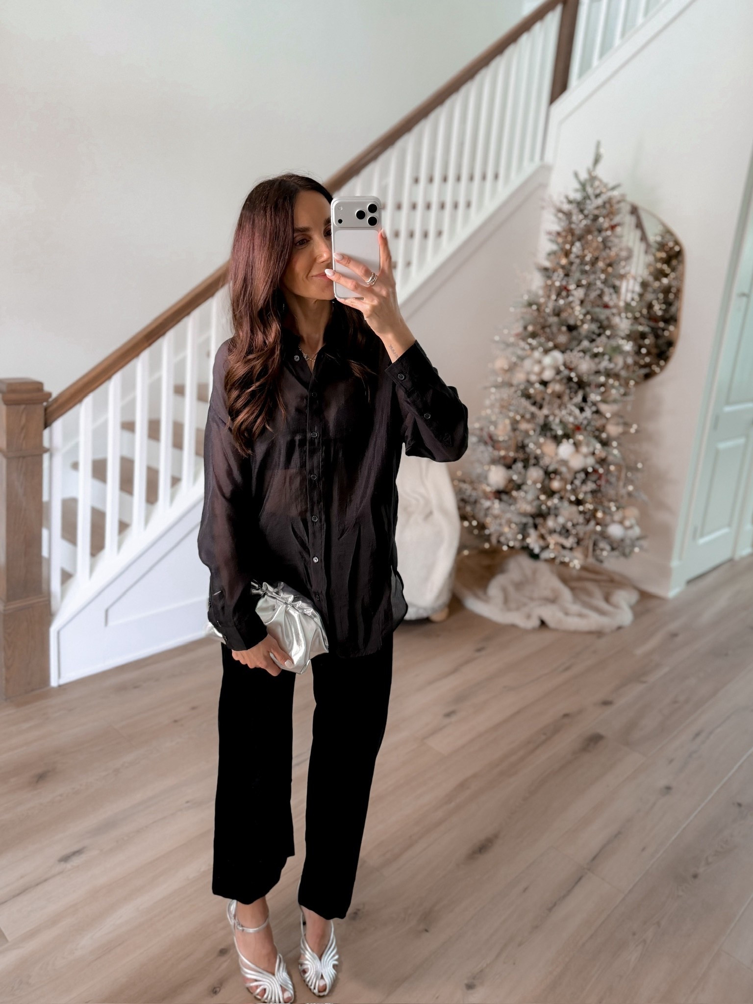 Date night outfit inspo, monochrome style, elevated casual,  holiday party outfit, annabrstyle



#LTKSeasonal #LTKootd #LTKHoliday