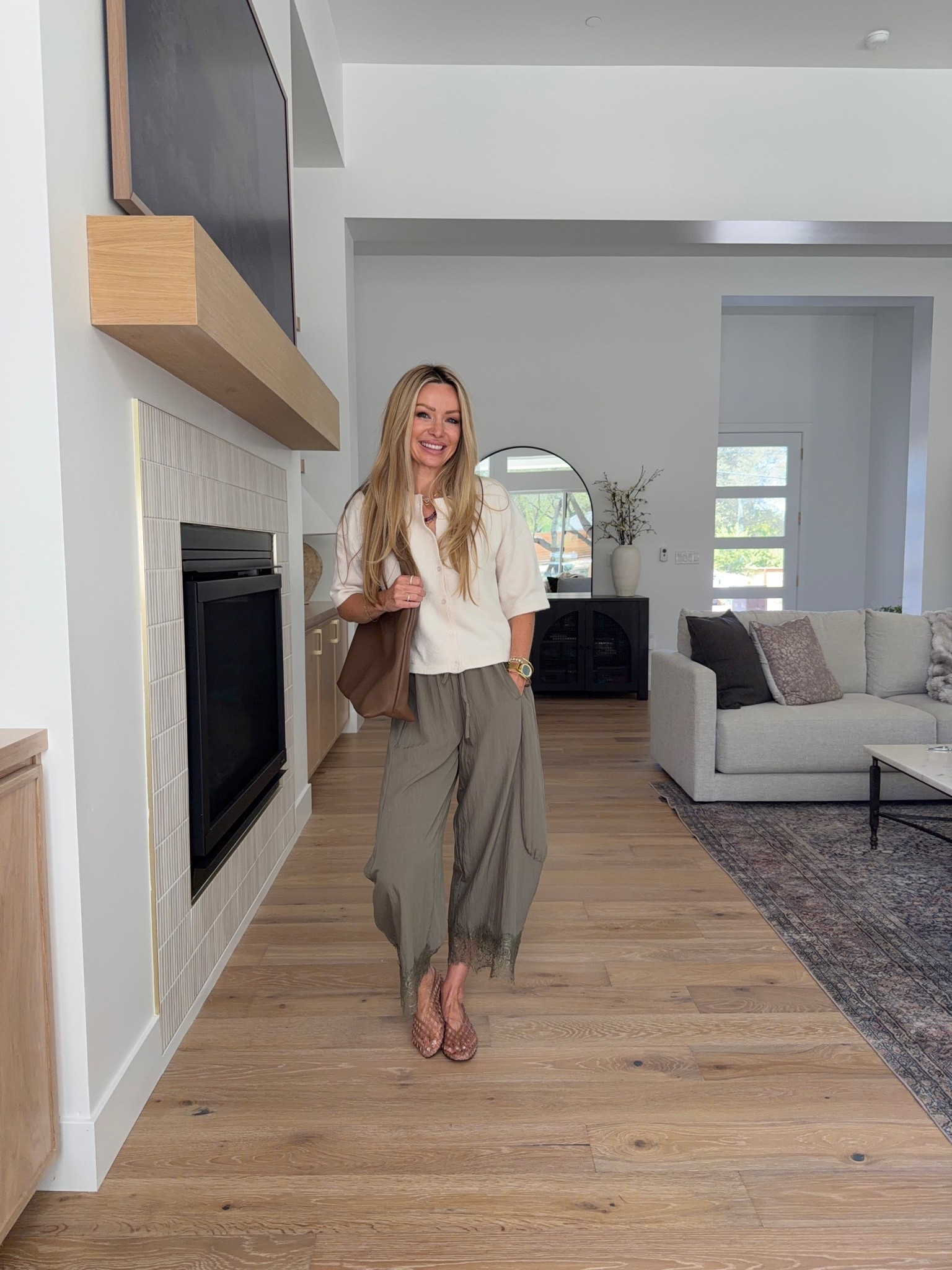 I’m styling these Amazon pants 🤎
Comment AMAZON and I’ll send you the details 

These are one of those pieces that look a little different depending on what you pair them with, and I love how versatile they are.

They have the softest flowy fabric, an easy pull-on waist, and the prettiest lace detail at the ankle that makes them feel a little more special than your basic wide-leg pants.

I styled them casually with a simple tank, a little more polished with chambray, and then with a soft neutral cardigan for an easy office or teacher outfit.

Comfortable, lightweight and SO easy to wear now and into fall.

Which way would you wear them?

#amazonfashion #amazonoutfits #falloutfits #teacheroutfits #amazonfinds