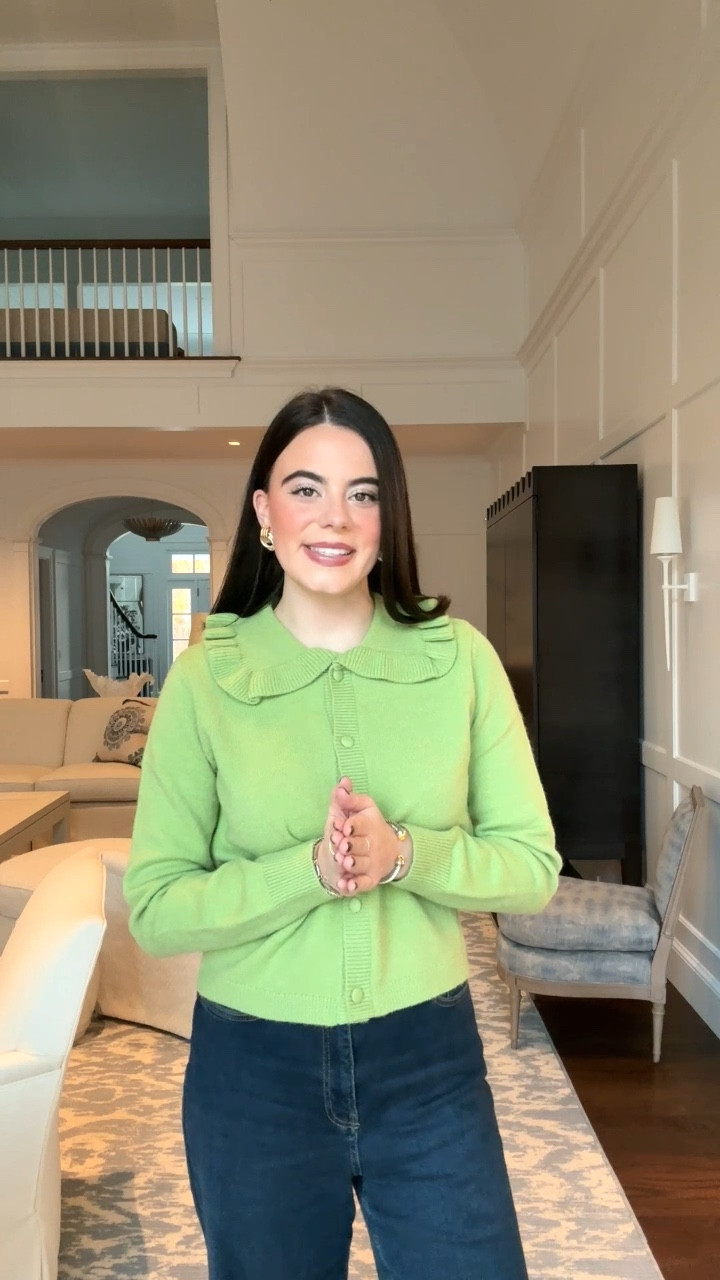 Festive sweater for the holidays for under $100! 



#LTKHoliday #LTKGiftGuide #LTKSeasonal