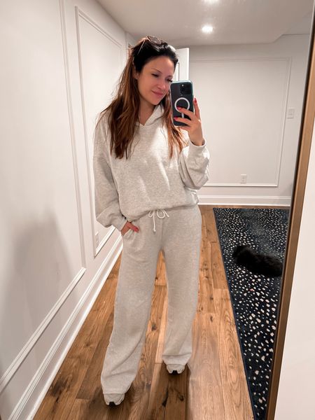 25% off loungewear set + extra 15% off with code CYBERAF

wearing large in top and small in pants

Matching set
jogger set

#LTKfitness #LTKCyberWeek #LTKtravel