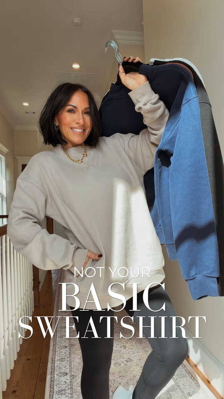 This is the kind of Amazon find I end up buying in multiple colors.

100% cotton, that perfect mock neck, POCKETS, covers the booty and it’s under $40. Basically everything I want when I’m living in leggings all season.

I already know this one is going to be on repeat.