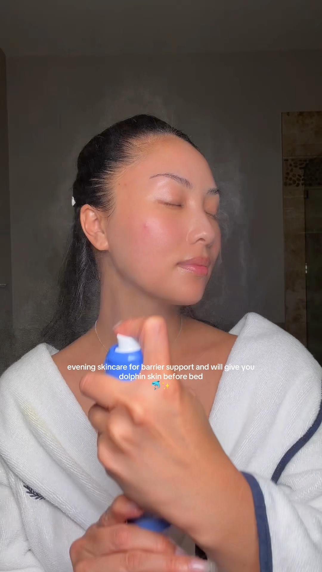 Products sooo hydrating and supports a healthy barrier!! Currently on sale too

#LTKBeauty #LTKSaleAlert #LTKgrwm