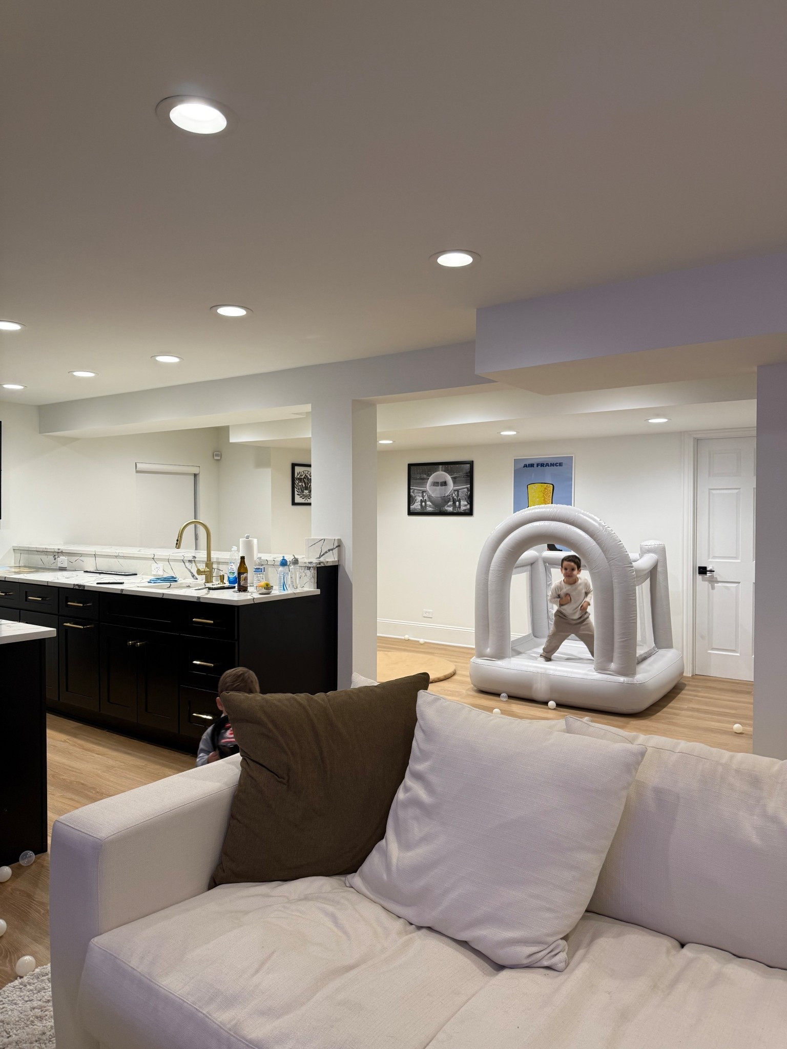 Small bounce house indoor


#LTKHome #LTKBaby #LTKKids