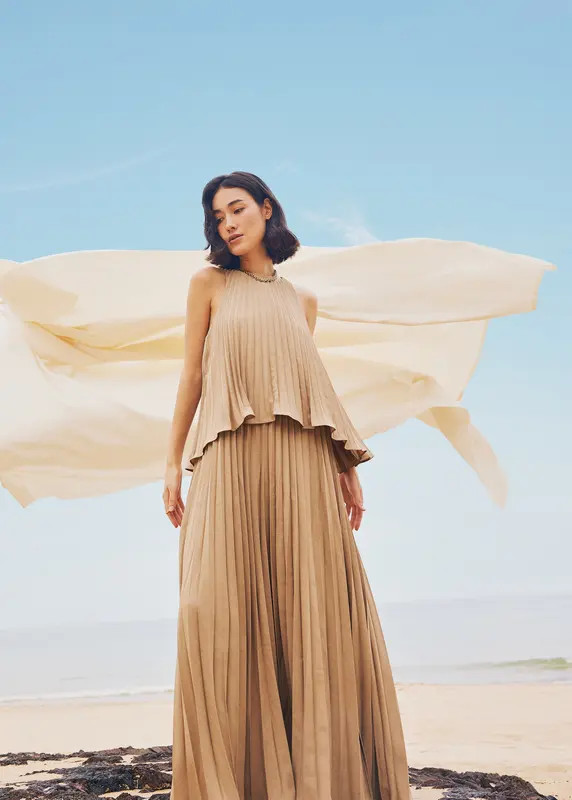 Pleated Trapeze Maxi Dress | LOVEBONITO SINGAPORE PTE LTD