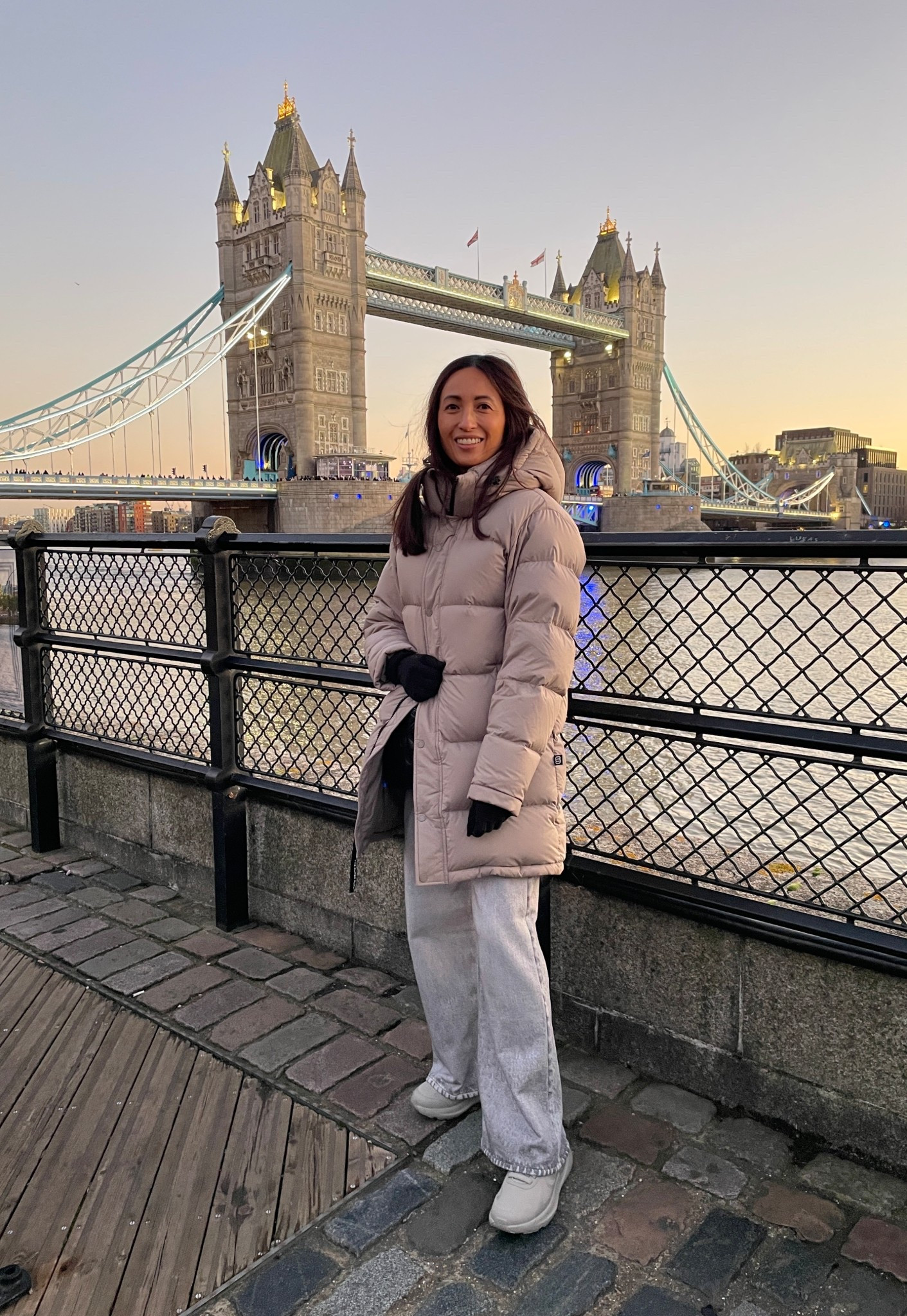 Winter outfit for sightseeing in London. It was cold!  T-shirt, sweater, long johns, sweatpant jeans, puffer coat was pretty much my ootd for the whole day. 


#LTKootd #LTKTravel #LTKOver40