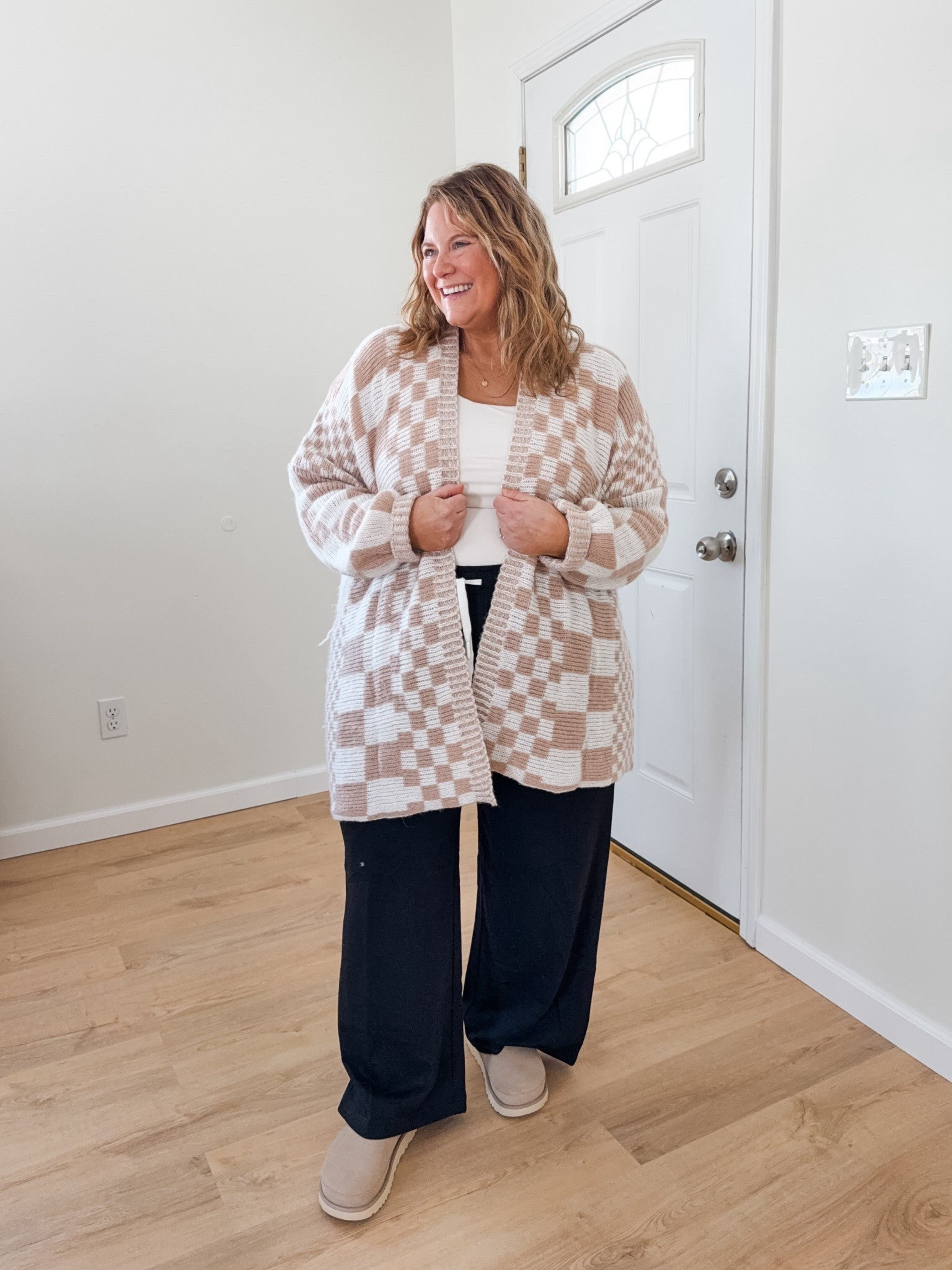 Wearing an Xl in this cardigan and an XL petite in the pants 

#LTKSaleAlert #LTKPetite #LTKMidsize