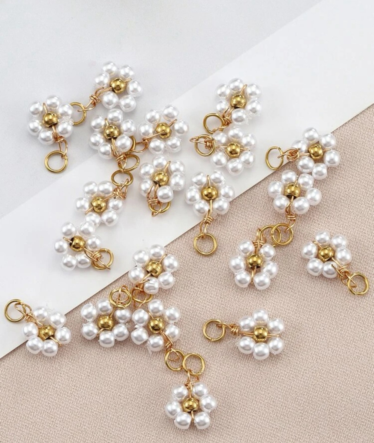 🎀 Pearls for the girls 🎀

Charm bar 

#LTKstyletip #LTKfindsunder50 #LTKGiftGuide