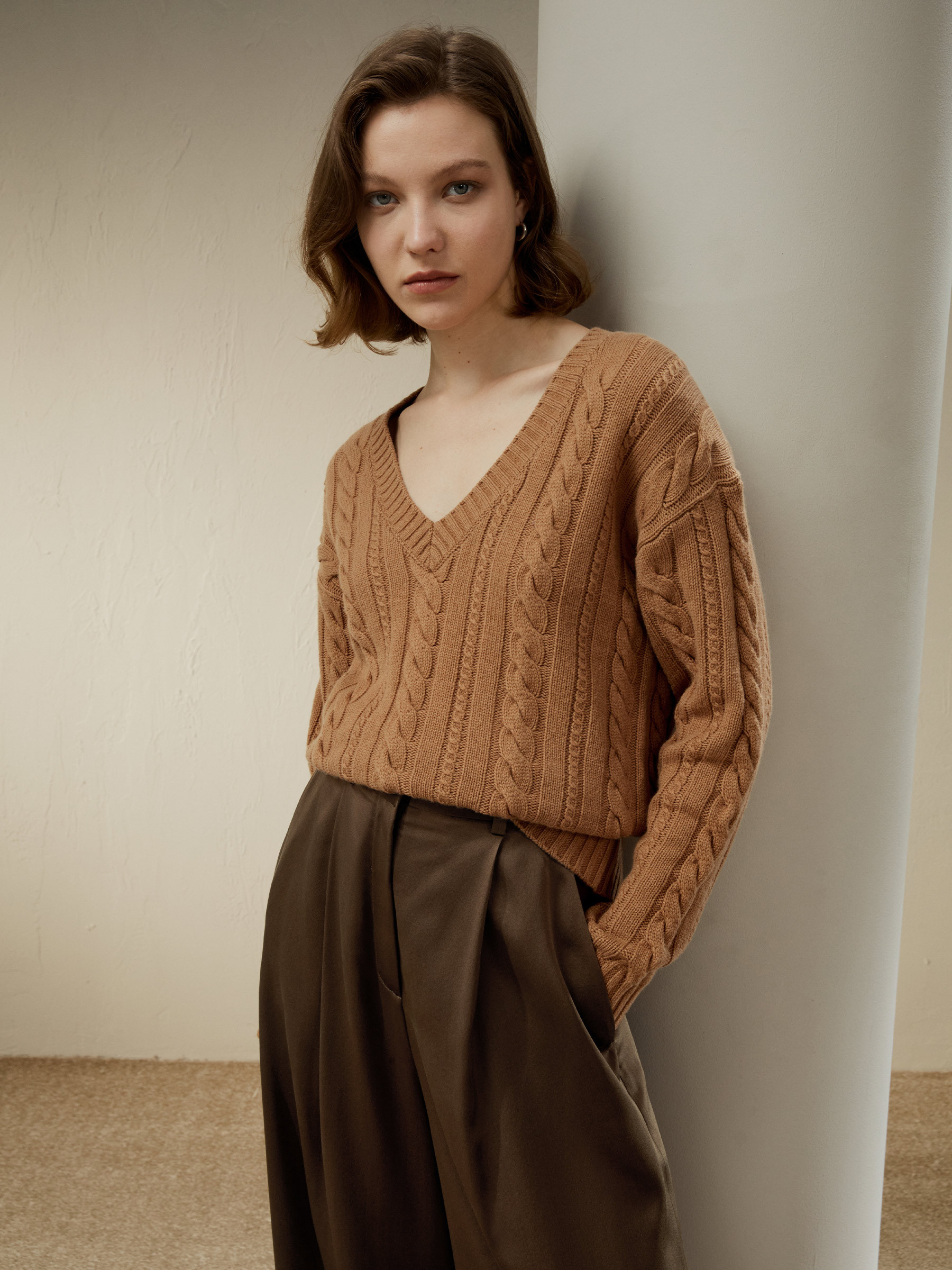 Cable-Knit Wool-Cashmere Blend Sweater | LilySilk