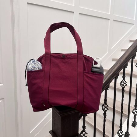 TONS of new Lulu drops! My Multi-Pocket Tote is included! Super pretty color + very handy with multiple pockets to organize! See it ⬇️! (#ad)

#LTKsalealert #LTKfindsunder100 #LTKitbag