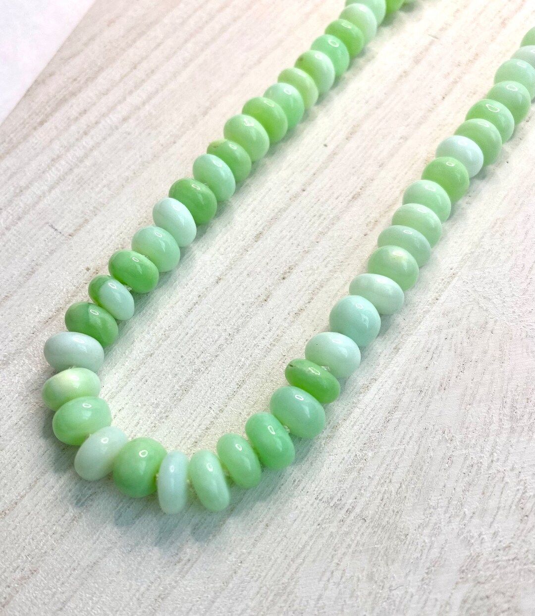 Light Apple Green Candy Opal Necklace - Etsy | Etsy (US)