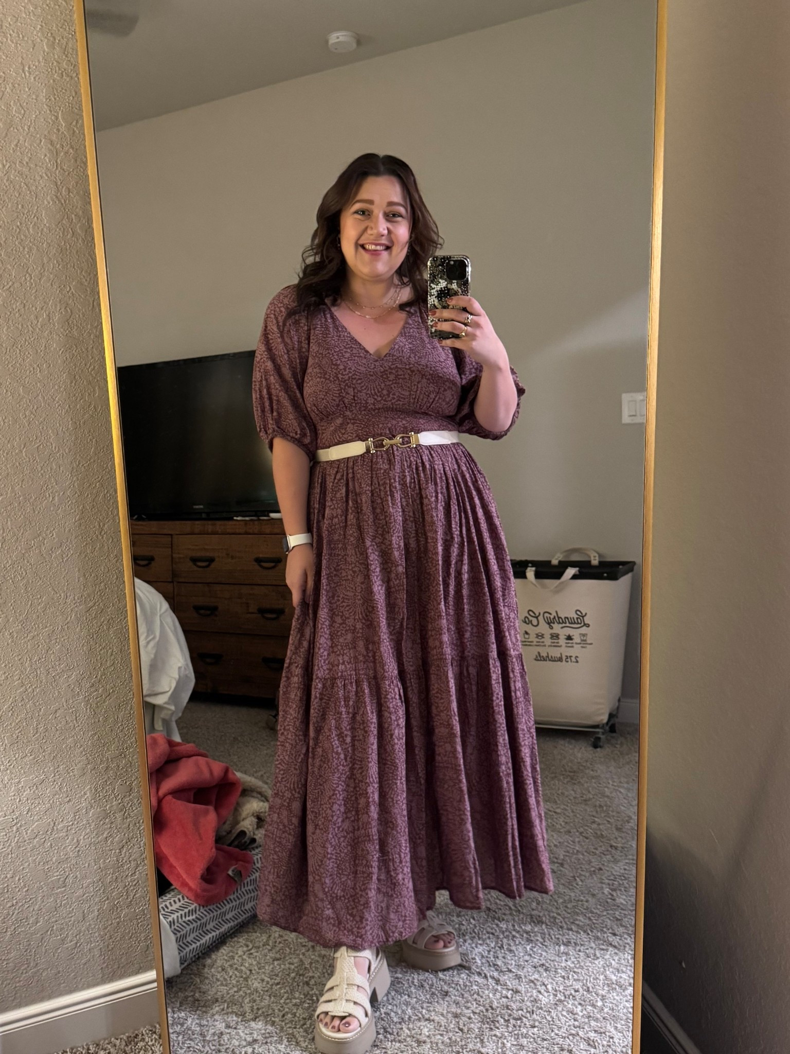 The perfect transitional fall dress. 

Runs slightly fitted in bust. Wearing the XL. 

#LTKFindsUnder50 #LTKSeasonal #LTKMidsize