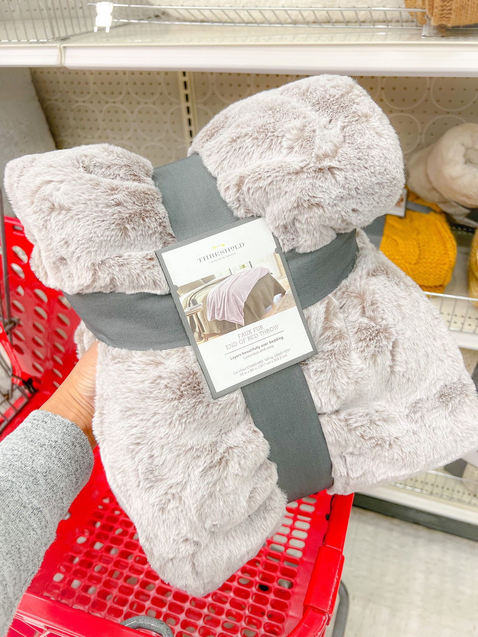 Faux Fur Throw Blanket #target #targethome #threshold #targetblankets #targetfinds #targetrun #target

#LTKunder50 #LTKfamily #LTKhome