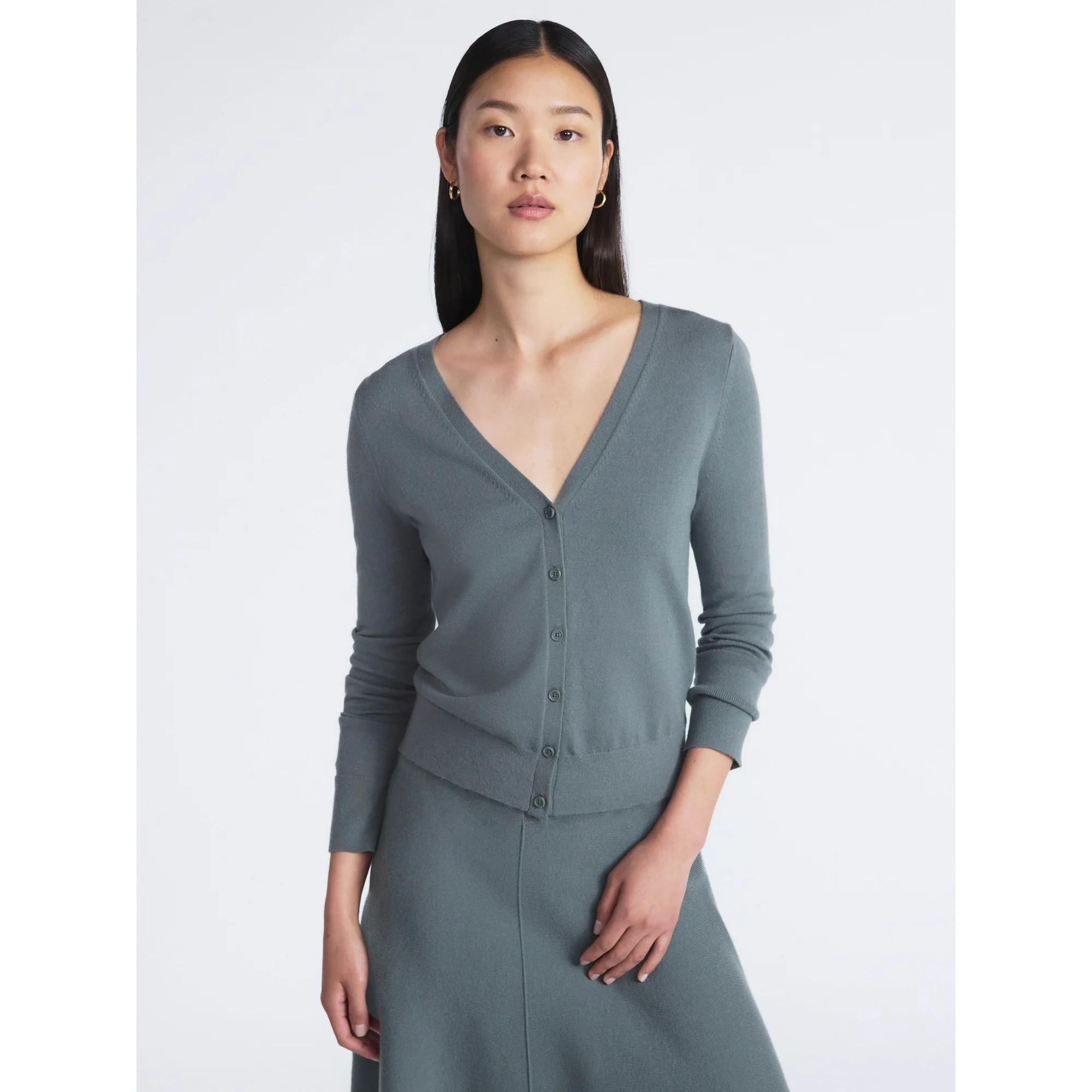 Scoop Women's and Women’s Plus V Neck Cardigan Sweater, Lightweight, Sizes XS-4X | Walmart (US)