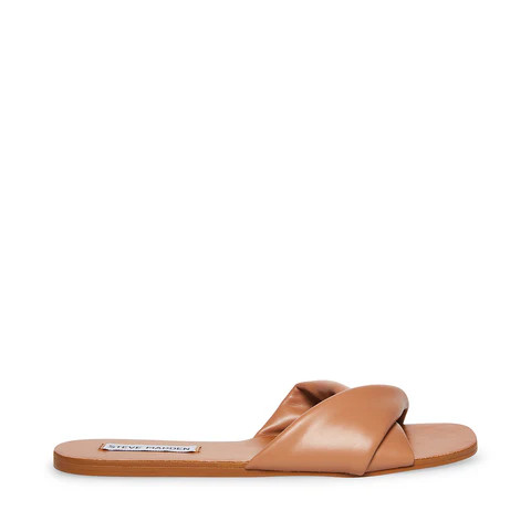 GRADY TAN | Steve Madden (Canada)