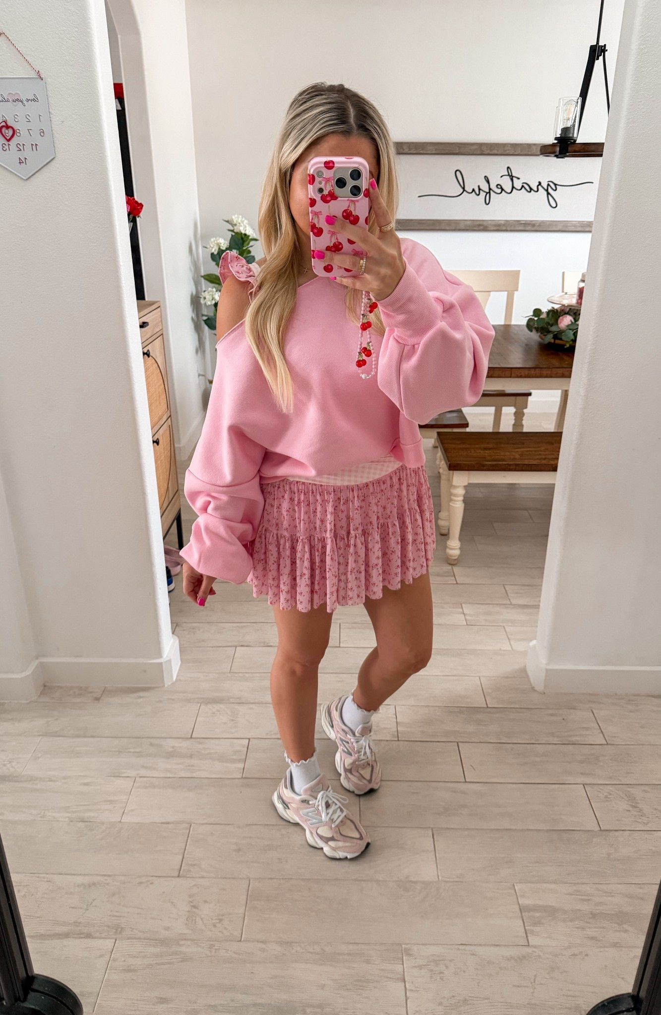 Comfy cute outfit
Size xs
New balance tts

#LTKootd #LTKValentine