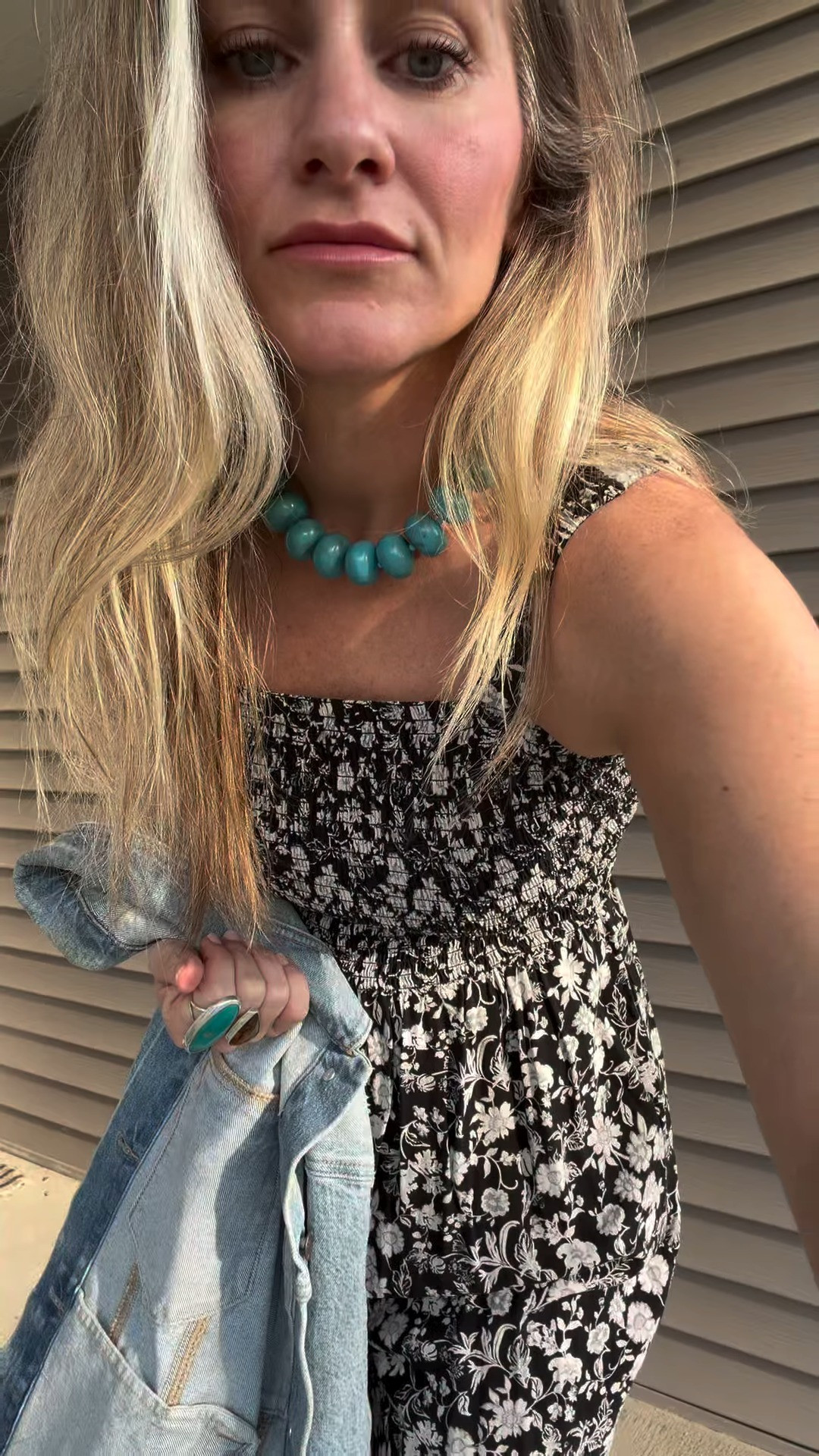 Put together and so well rested. I think I’m made for 3 day weekends. Let’s do this on repeat. Anyone else??!! I got like 9 hours of sleep last night 💪🏼

Use code JUSTAKEYATHEART for my @shopheyjune earrings!

#ootd #teacherootd #over40 

 #LTKootd #LTKOver40 #LTKWorkwear