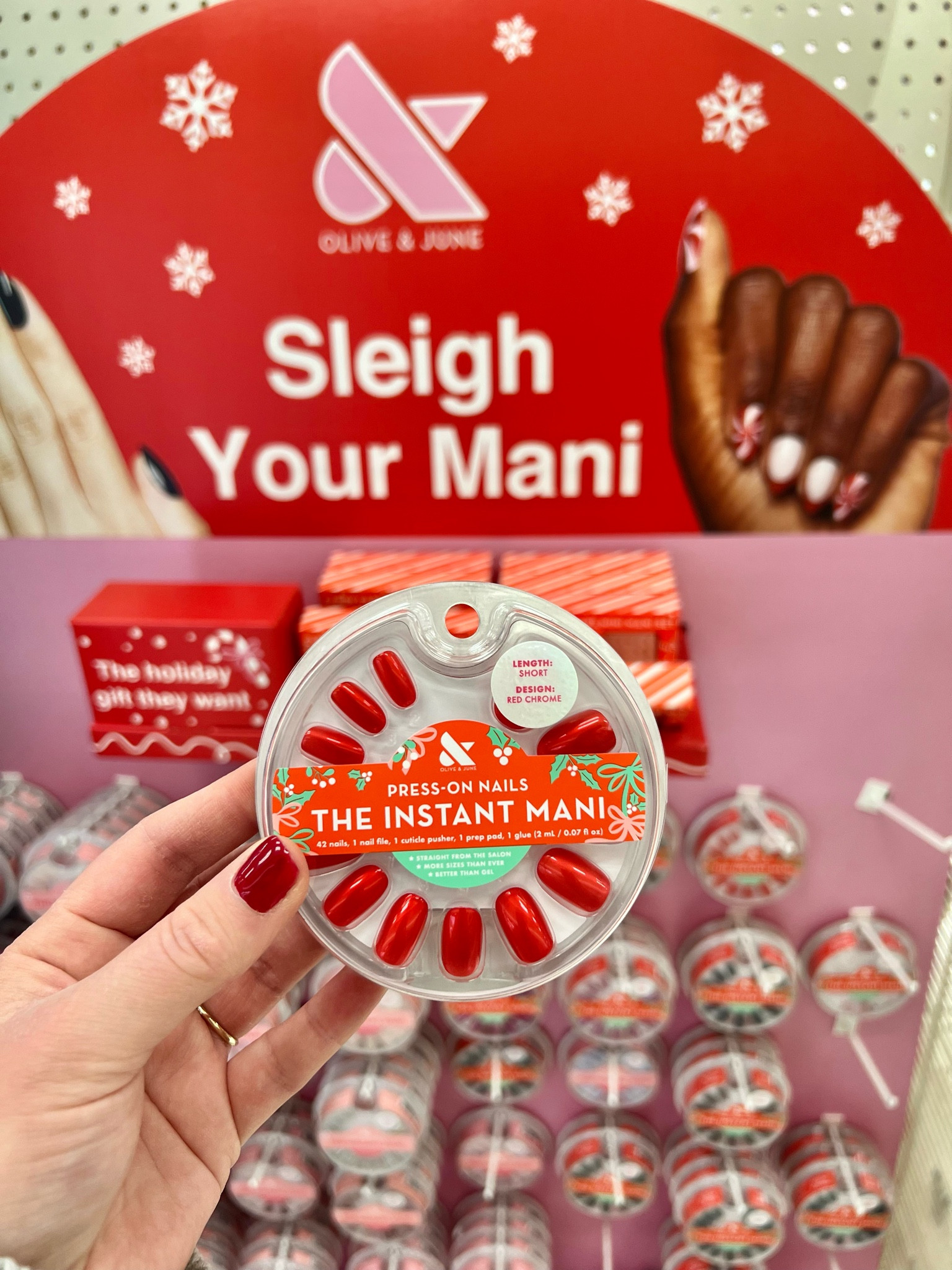 Olive & June festive press-on nails ❤️ 💅🏼

Target Finds, Beauty

#LTKSeasonal #LTKBeauty #LTKGiftGuide