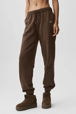 Accolade Sweatpant in Espresso Brown, Size: Small | Alo YogaÂ® | Alo Yoga