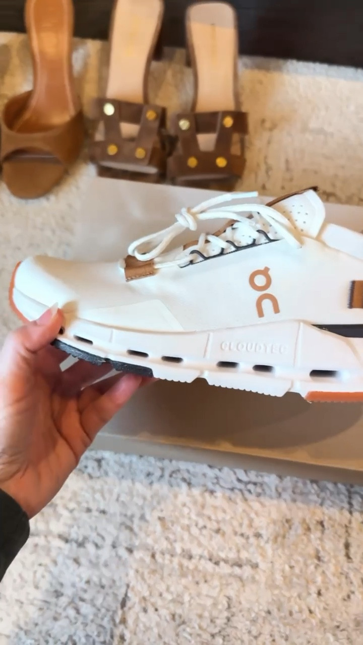 ON Running
Sneakers 

#LTKfitnessgoals #LTKSeasonal #LTKActive