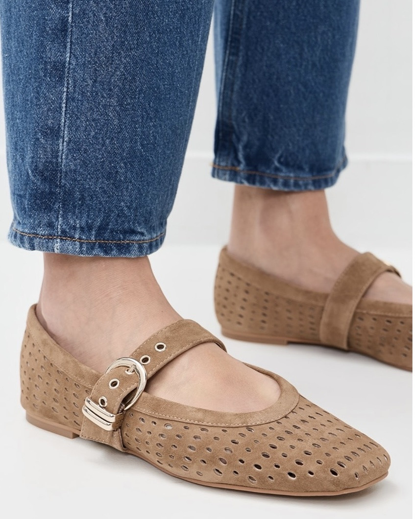 The perfect shoe for early fall! Love the camel suede but comes in more colors and the cream is HALF OFF!

Fall shoes, flats

#LTKOver40 #LTKSeasonal #LTKSaleAlert