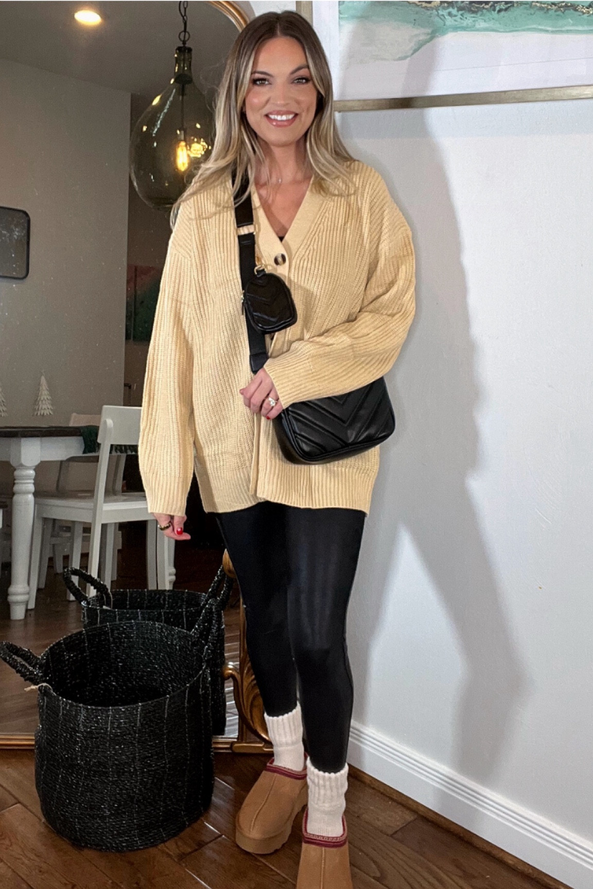 Amazon casual leggings outfit

#LTKfindsunder50 #LTKsalealert #LTKfindsunder100