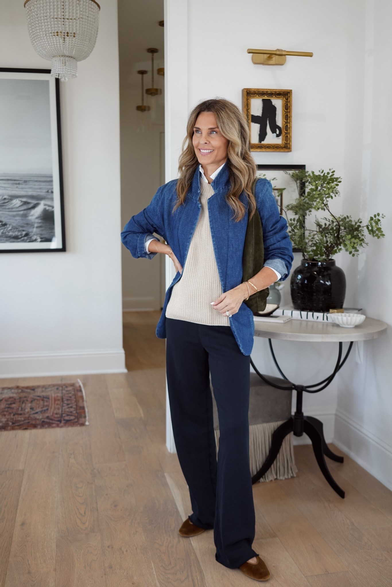 Frank & Eileen 
Cathrine jersey pant 
Vest XS 
Denim blazer XS 

#LTKmomlife #LTKHoliday #LTKOver40