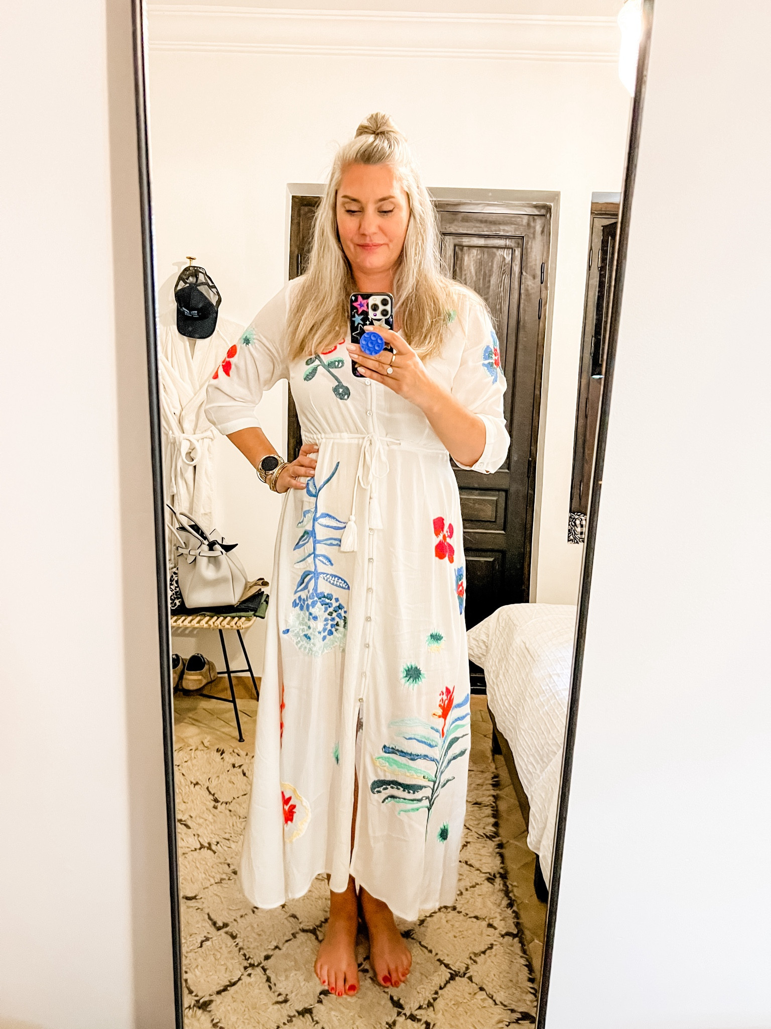 Ootd - Tuesday. Featherweight white dress with botanical embroidery (Didi). 

#LTKeurope #LTKspring #LTKnederlands