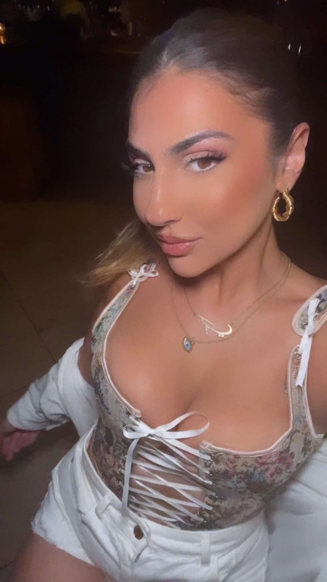 Marie Antoinette is quaking