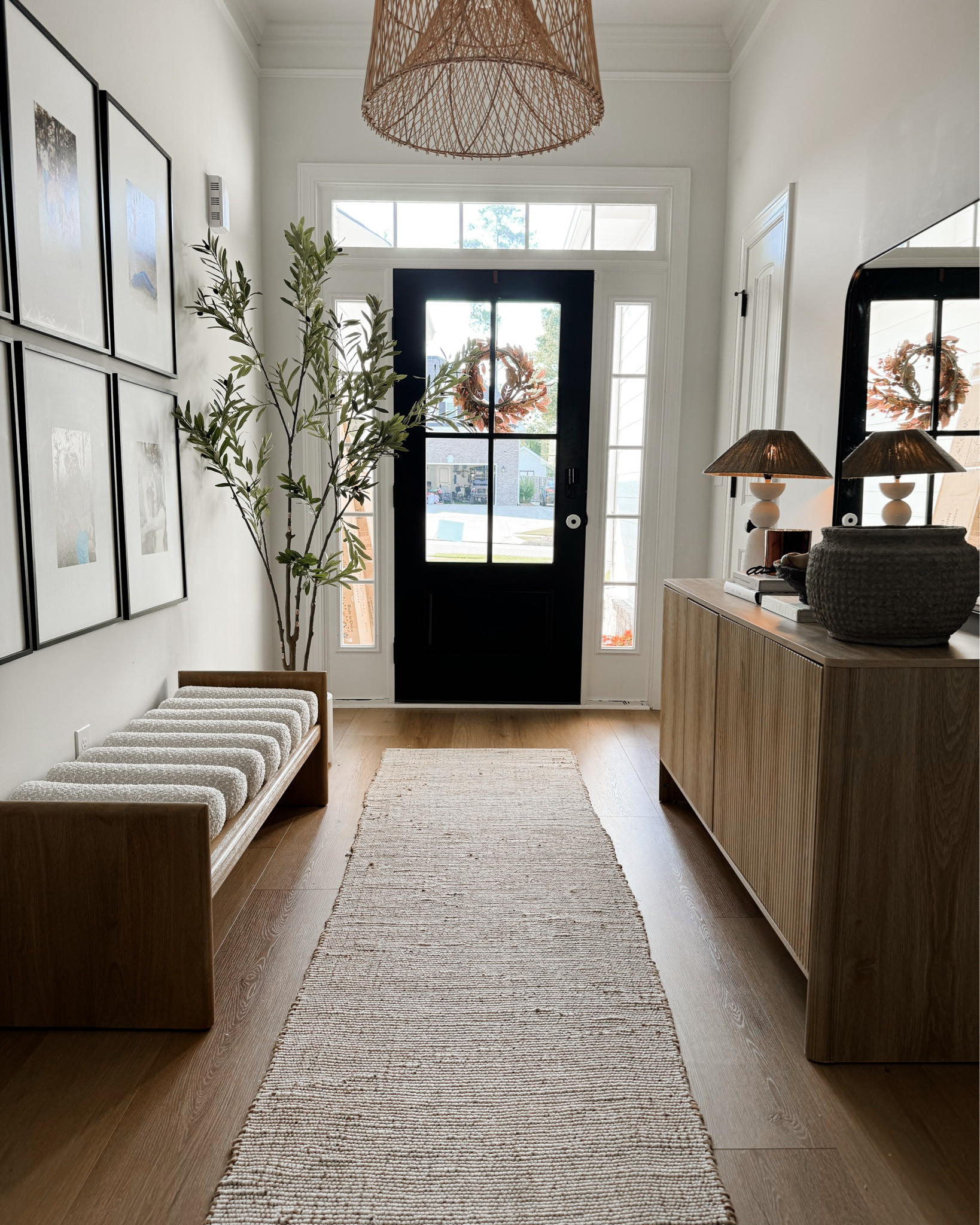 Just made some small changes to my entryway to transition to fall with so many finds from Wayfair!  🍂🧦☕️ #Ad

My favorite way to bring fall into a space isn’t necessarily with the pumpkins or fall stems even. It’s the ✨feeling✨. Cozy textures (like the boucle bench), jute runner, and textured oversized pot. 

#wayfair #wayfairpartner @wayfair 


#LTKHome