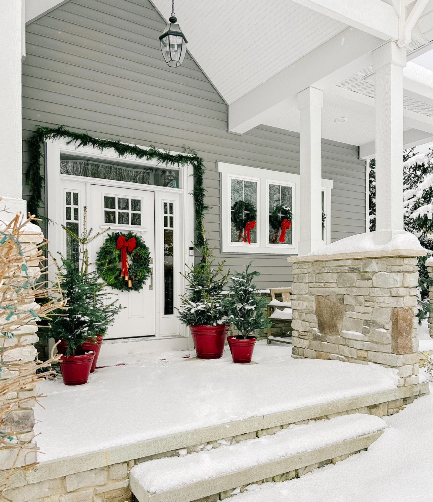 Outdoor Christmas decor! 

#LTKHoliday #LTKSeasonal #LTKHome