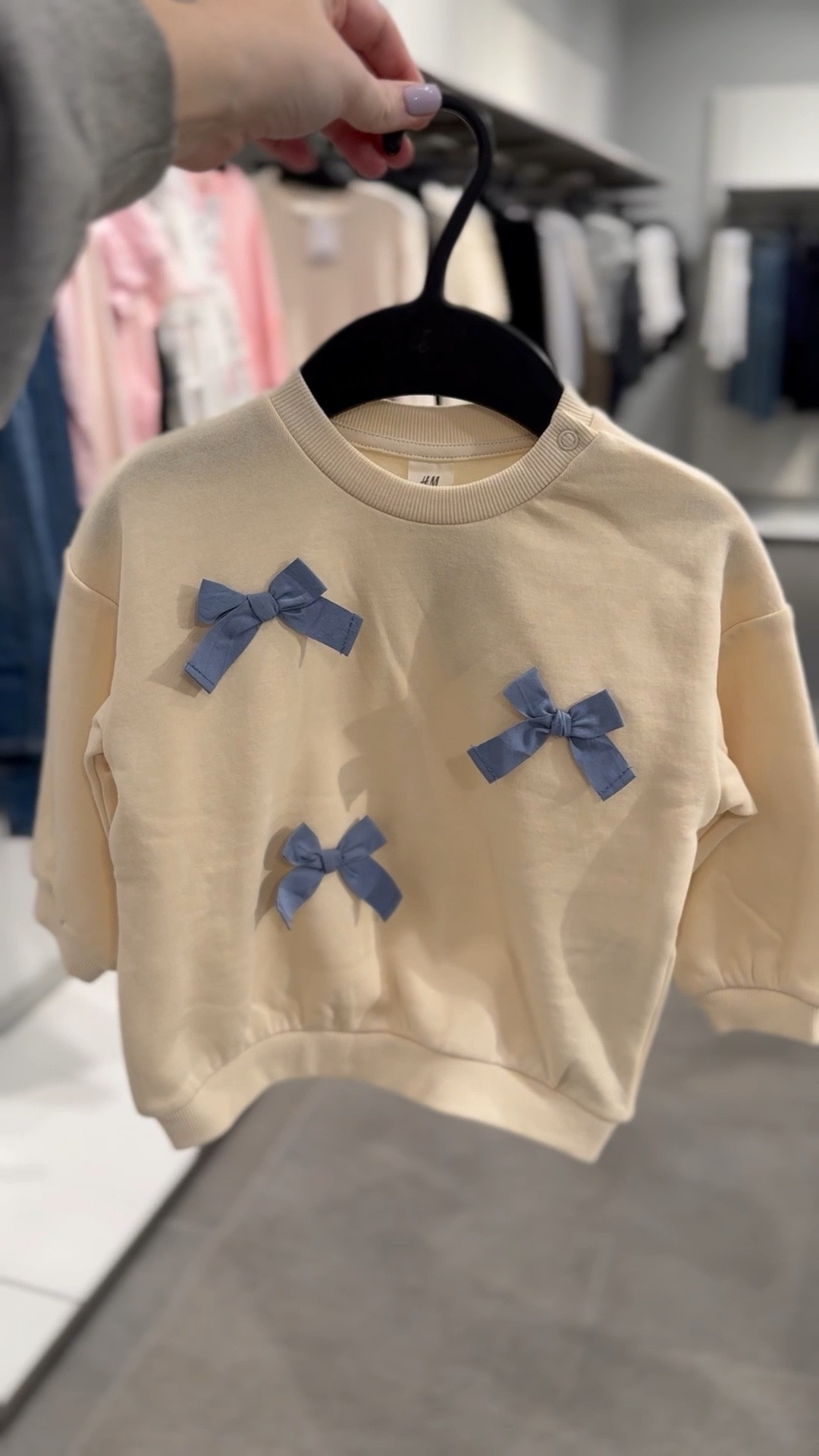 The cutest bow sweatshirt! 

#LTKBaby #LTKKids #LTKFamily