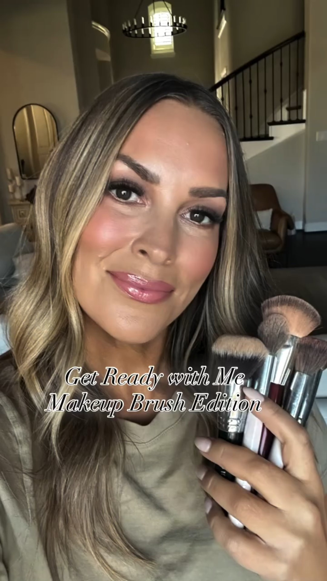 Get ready with me using all my must have brushes

Comment SHOP below to receive a DM with the link to this post on my LTK ⬇ https://liketk.it/5w5V5 #ltkbeauty #ltkover40 #ltkfindsunder50

Foundation- M104 and M106
Concealer - BK Beauty A506 or M132
Concealer set -M164
Blush -M201 or M202
Cream Bronzer - BK Beauty 101
Eyeshadow - M383, M332, M303
Eyeliner- M382, sigma flat definer
Highlight - Beauty sponge or M333