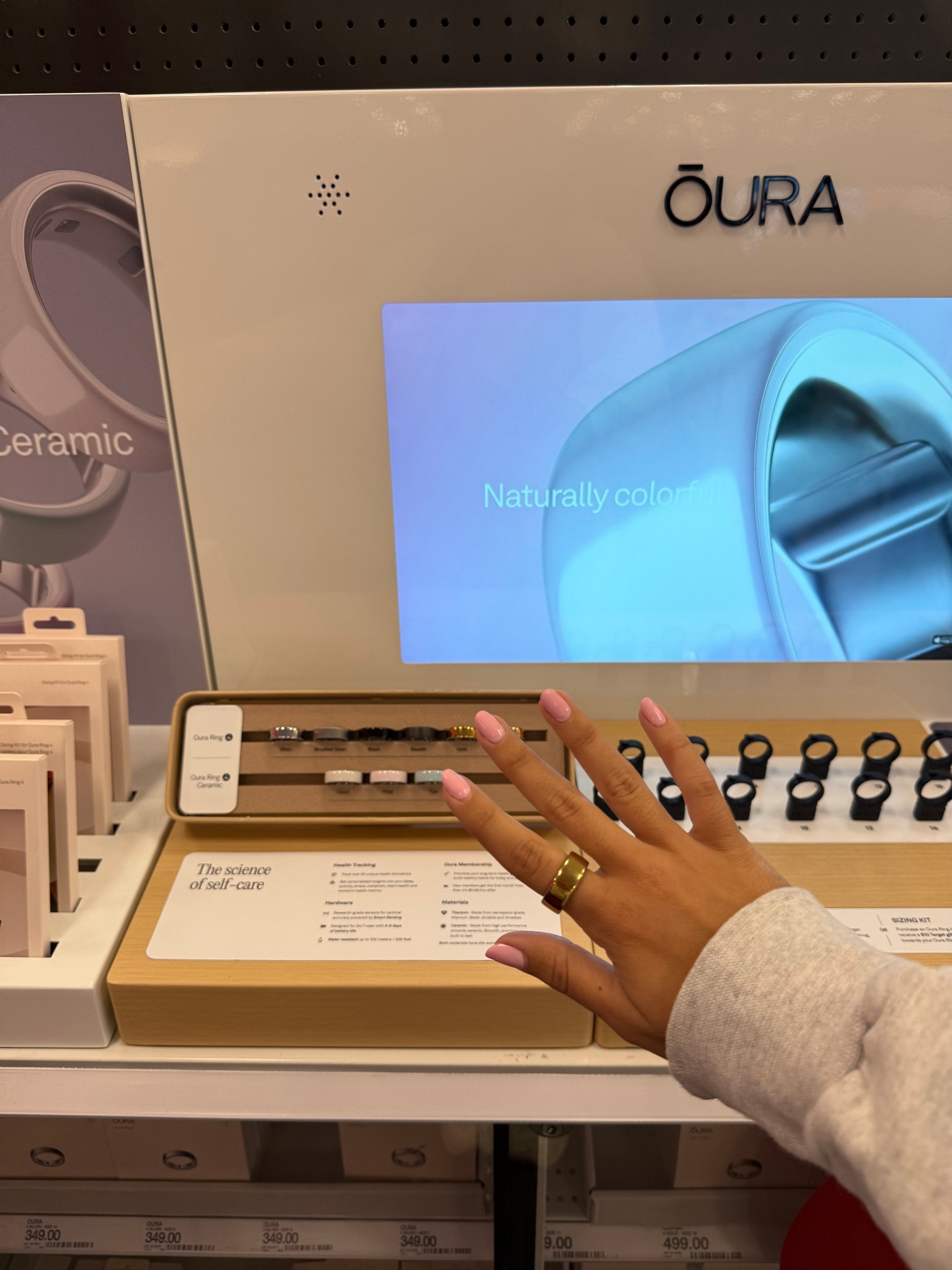 #ad I love how the Oura Ring gives insight into 30 different biometrics about me!  #WithOura
#OuraPartner #OuraRing
#TargetPartner #Target @ouraring @target 