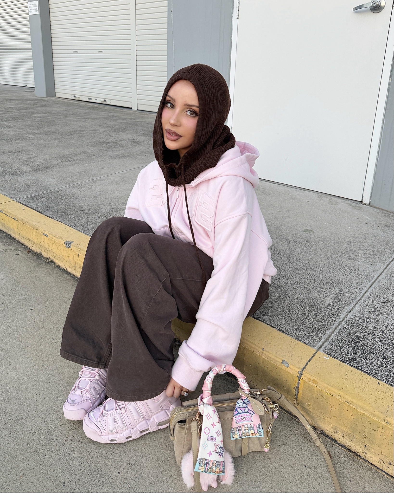 affordable pink & brown hijabi street wear fit 🎀

#LTKmodest #LTKjeans #LTKaustralia