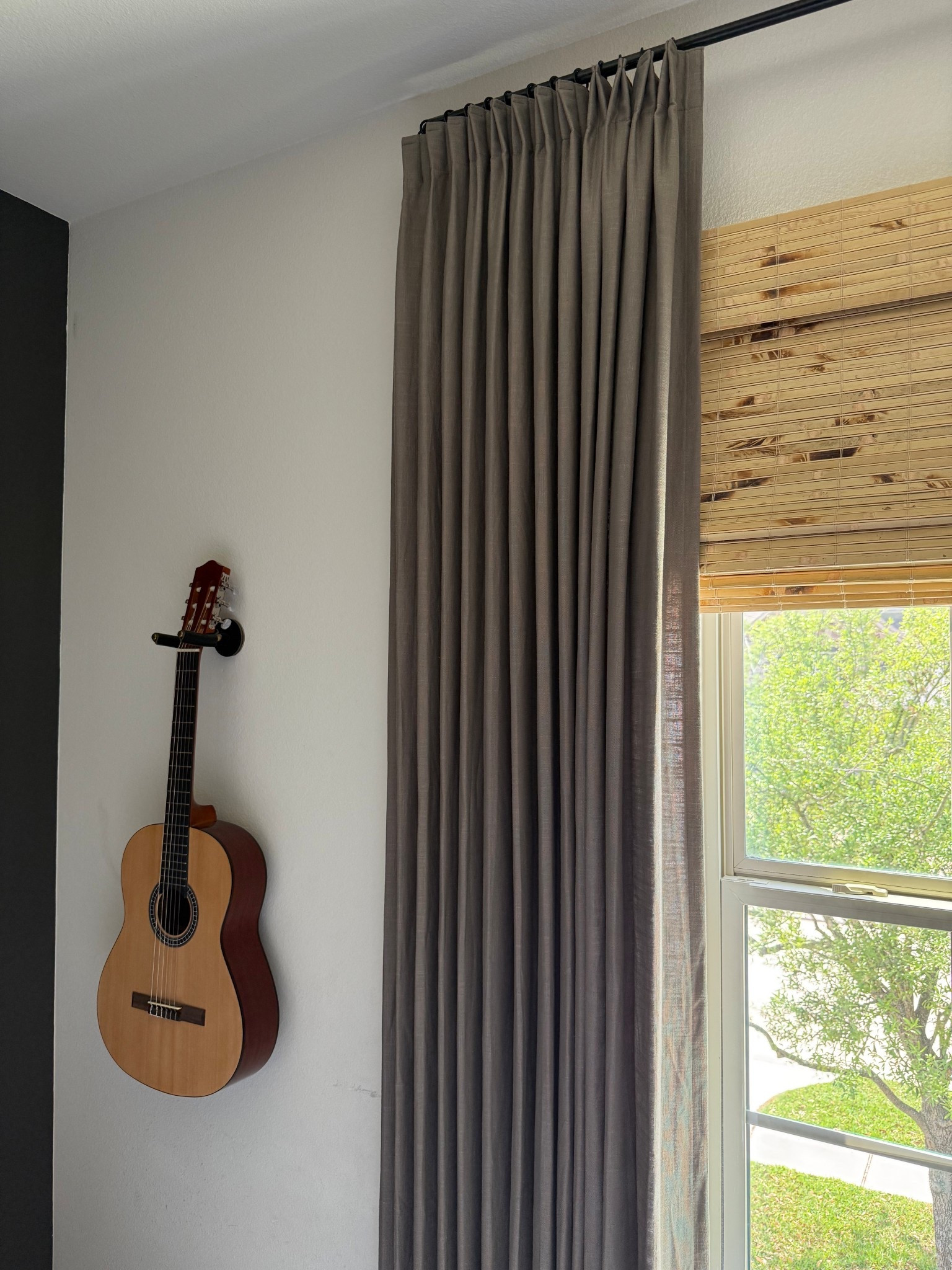 Dark linen, custom pleated drapes

🚨 Use code CRAZYWONDERFUL for 15% off

I have the Steel color with a tailor pleat header, room darkening liner, and memory shaping.



#LTKHome