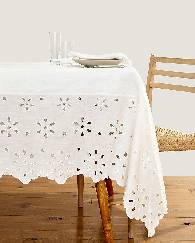Tablecloth in eyelet | J.Crew US