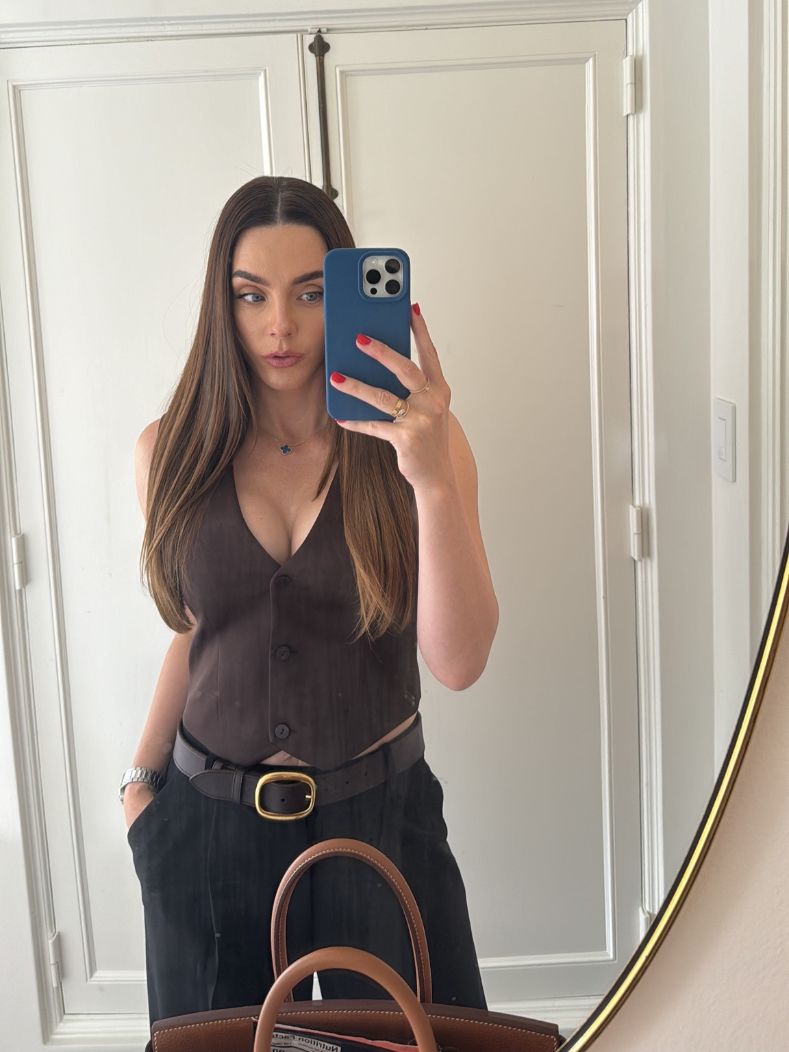 Brown and black outfit for fall. Linked similar affordable options as well 🤎