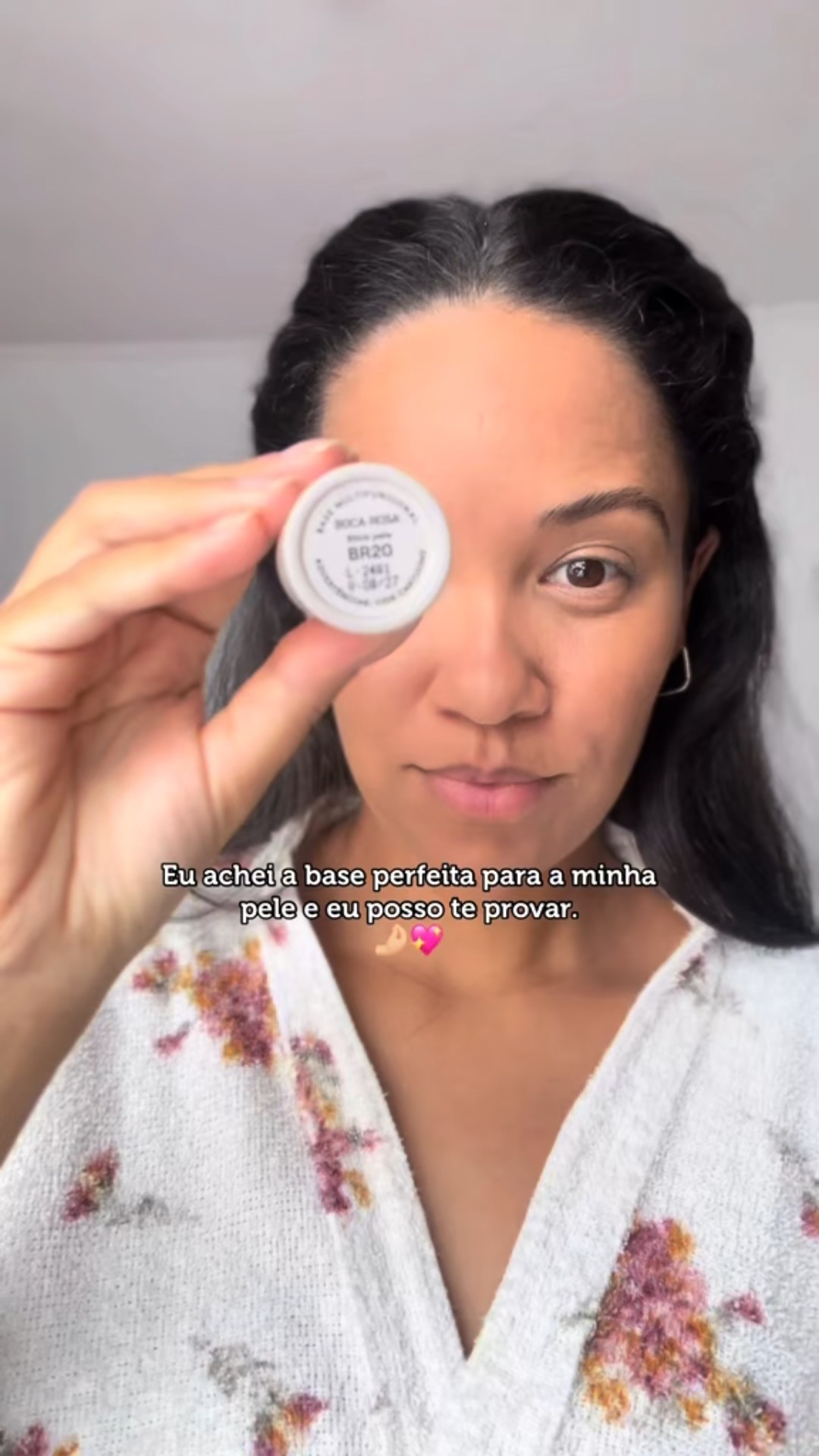 #DallasComALTK 
Confesso que me surpreende com essa base stick da Boa Rosa no vídeo vocês podem ver que ela deixa um acabamento natural e leve do jeitinho que eu gosto.
Nota: 10/10

#LTKbrasil #LTKbeleza #LTKmaternidade