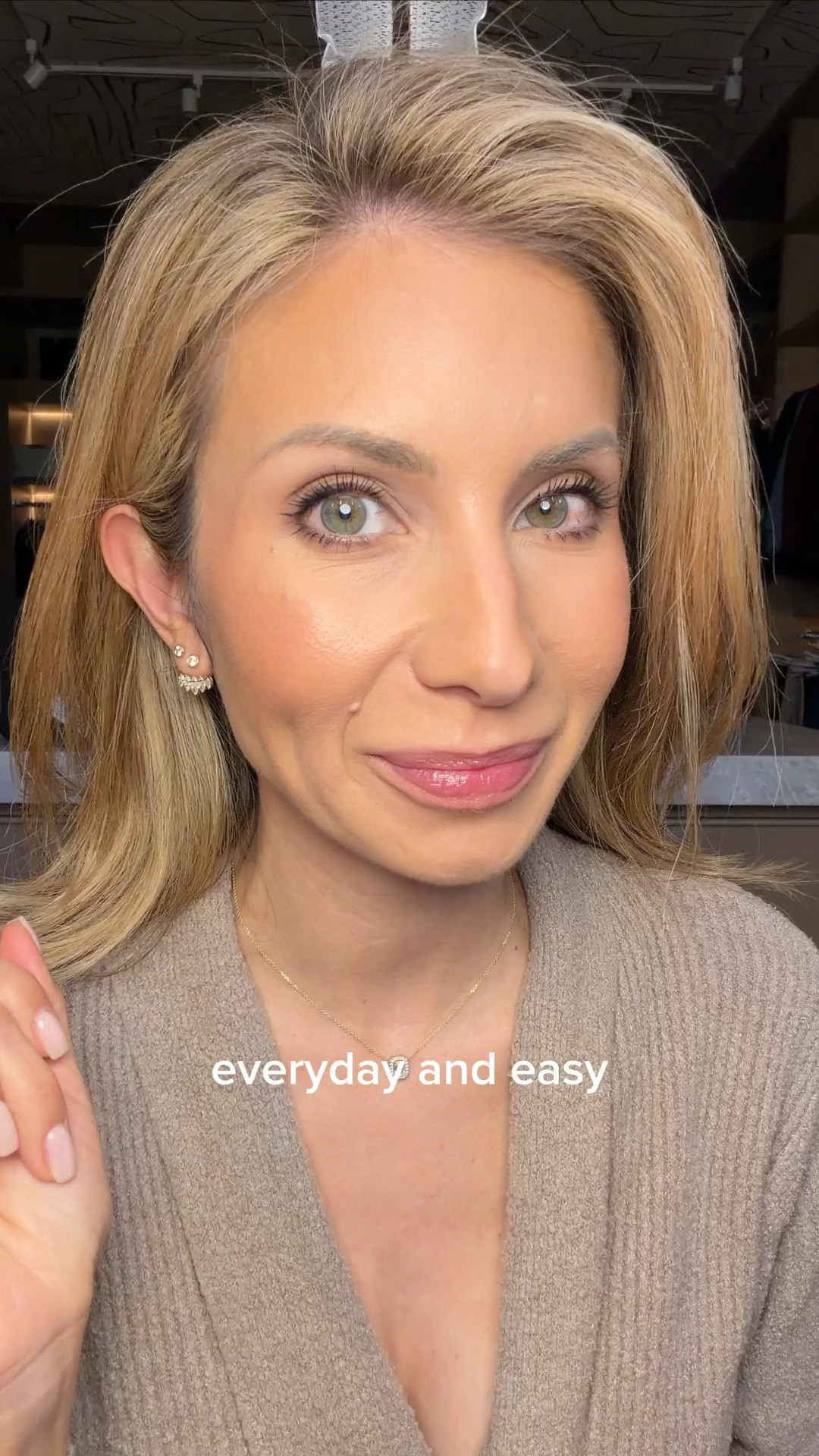 My go-to neutral eye.

This is the look I do when I want something quick, easy, and always flattering. Soft, lifted, and polished every time ✨

👇PRODUCTS & SHADES 
ARMANI Eye Tint Long-Lasting Liquid Eyeshadow - 18M Beige 
MAKEUP BY MARIO Master Mattes Eyeshadow Palette: The Neutrals 
MAKE UP FOR EVER Mist & Fix Make-Up Setting Spray 
YSL BEAUTY Lash Latex Mascara 
BK BEAUTY Nikki La Rose N16 Pro Concealer 
BK BEAUTY Nikki La Rose N13 Precision Pro Blender 
BK BEAUTY | Nikki La Rose N12 Ultimate Smudger BK BEAUTY | 212 Medium Blender Brush 
BK BEAUTY | 203 Shader Brush

#LTKBeauty #LTKOver40 #LTKgrwm