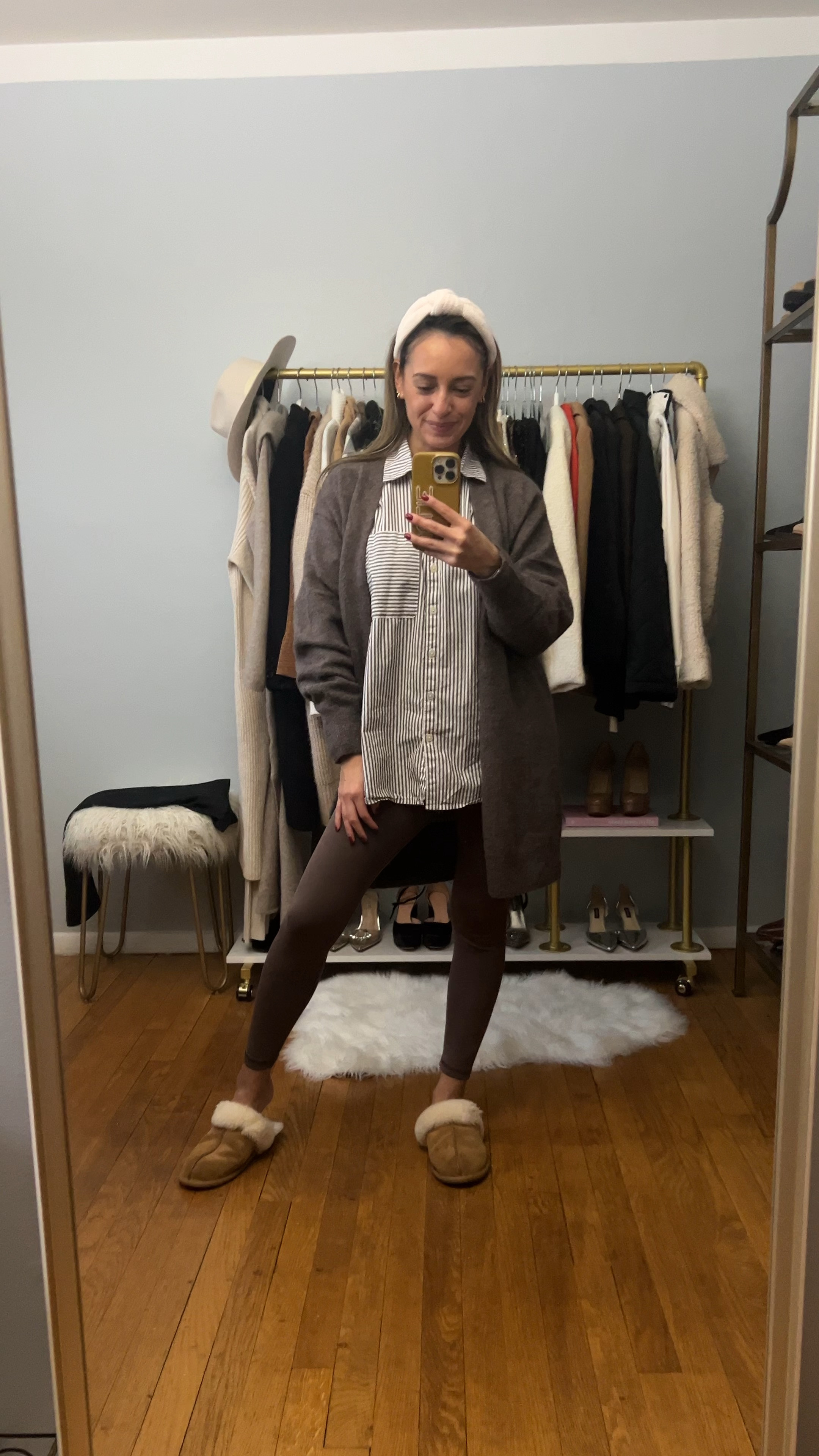 Today’s WFH OOTD! 

Aerie leggings are 40% off!! Price is $26! Comes in other colors. I’m in regular length.  

#LTKsalealert #LTKfindsunder50 #LTKworkwear