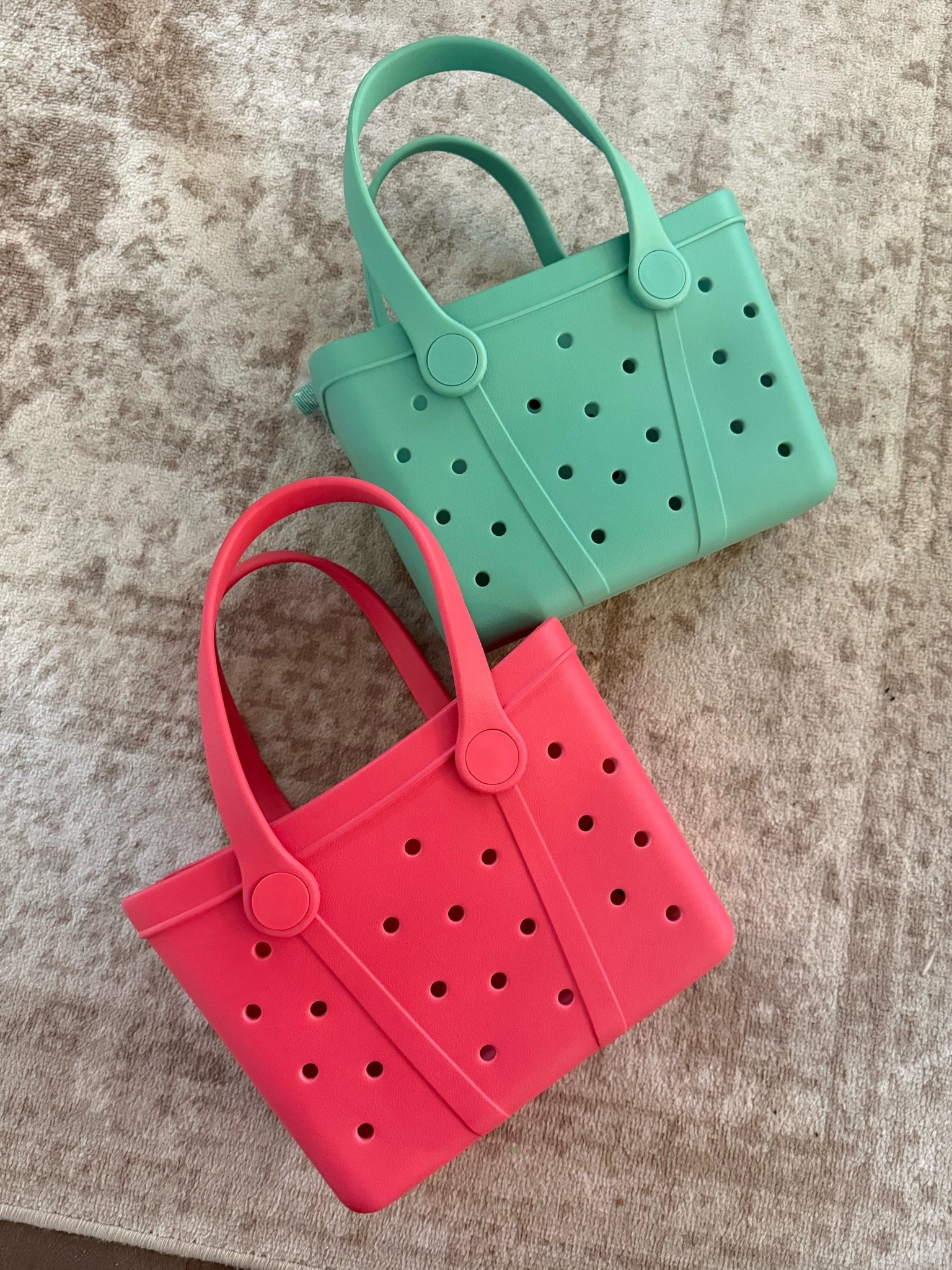 Grabbed these cute little tote bags for end of the year teacher gifts 🎁  Mine are the small size but the bigger size is stocked in more colors 👍🏼 Both are under $20! 

End of the year teacher gift, teacher gift ideas, summer tote bags, pool bag, beach bag, Walmart, rubber tote bags

#LTKmomlife #LTKSwim #LTKSeasonal