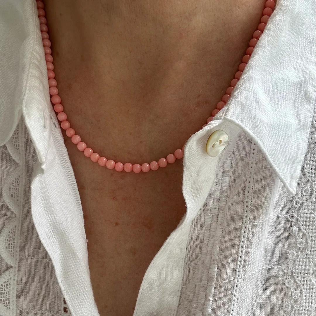 4 mm Rosa Koralle Runde Edelstein Halskette, Perlen Layering Minimalist Choker Engel Haut Halsket... | Etsy (US)