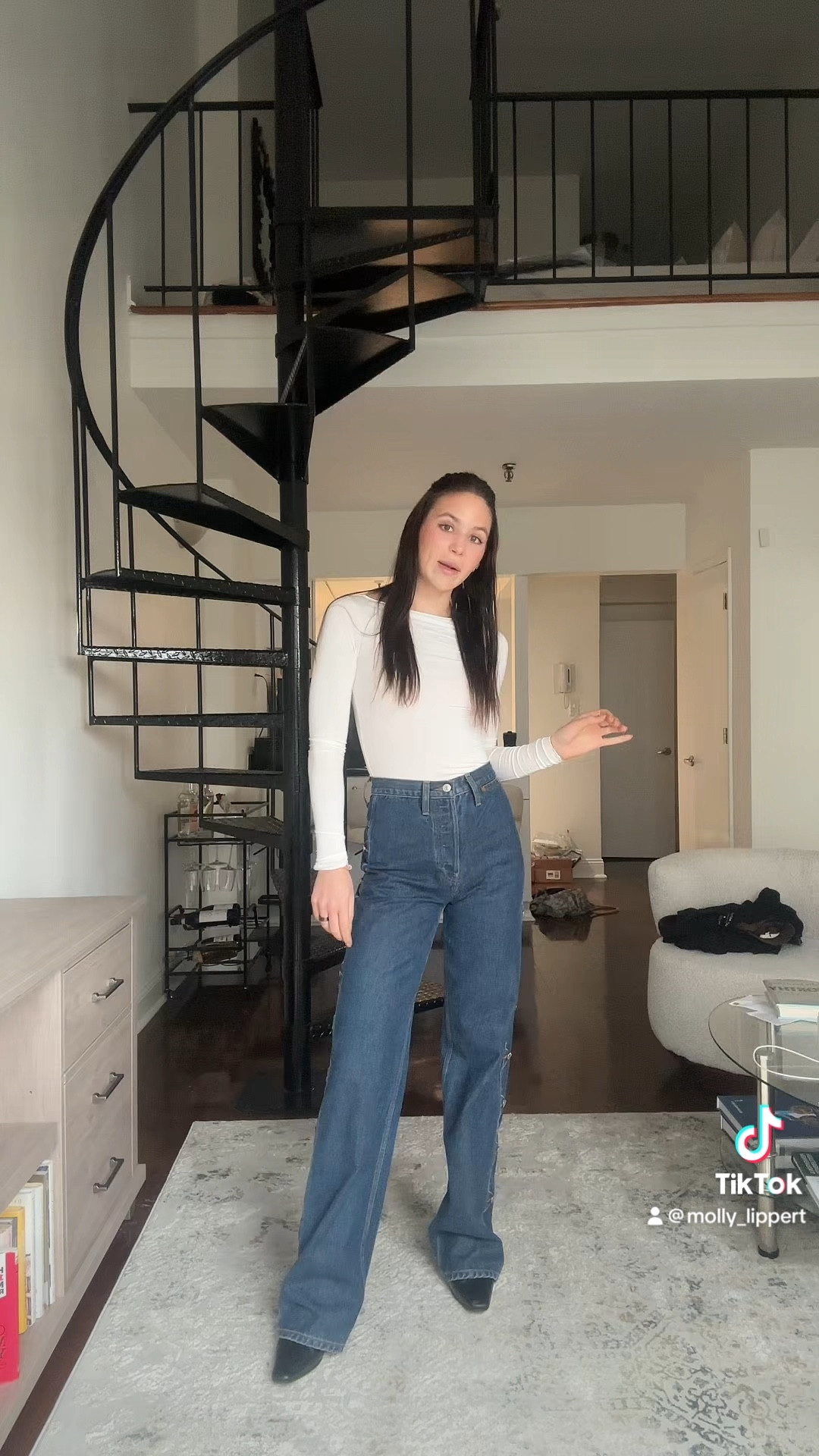 I like to shop in my closet to find pieces I want to wear over and over again in different variations 

#LTKstyletip