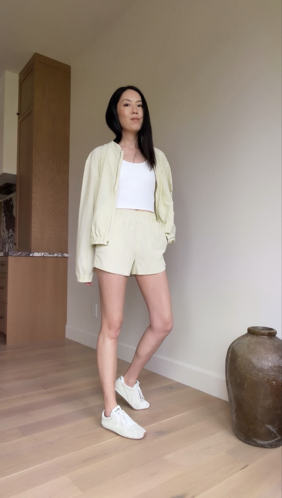 This latest performance seersucker collection is easy and elevated with all the functional details I’ve come to expect from the brand. PS: Use 20CHIC for 20% off your first purchase!

#Rhone
#summeroutfit
#summershorts
#classicstyle
#summerstyle

#LTKootd #LTKgrwm #LTKSeasonal