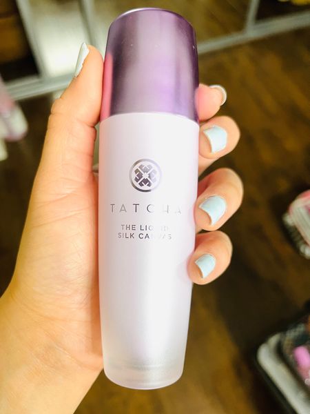 Seriously the most underrated primer!🙌🏻 It helps keep makeup in place for hours and love that it doesn’t make my skin too cakey. Love this during the fall and cololer months so my skin won’t be too dry🤗




#ltkface #makeup #tatcha #skincare #primer #faceprimer

#LTKunder100 #LTKstyletip #LTKbeauty