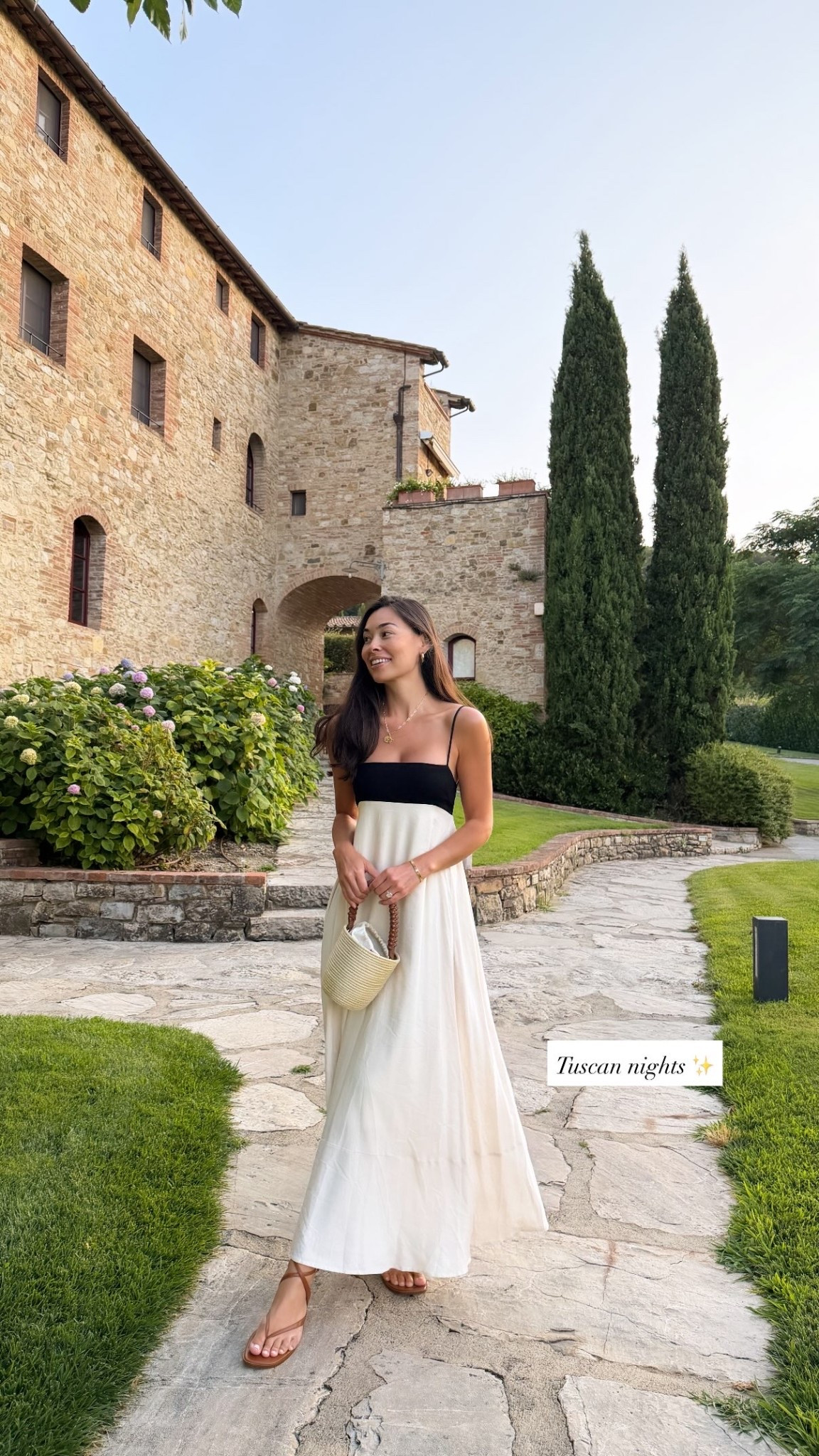 Tuscany nights ✨

#LTKootd #LTKSeasonal #LTKdayinmylife
